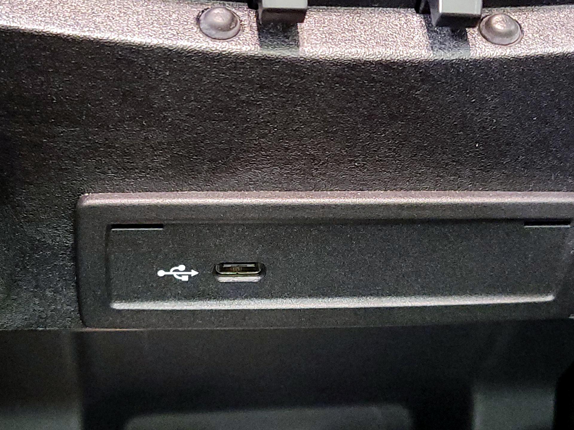 Thumbnail: 2022 Mercedes-Benz GLE - 19