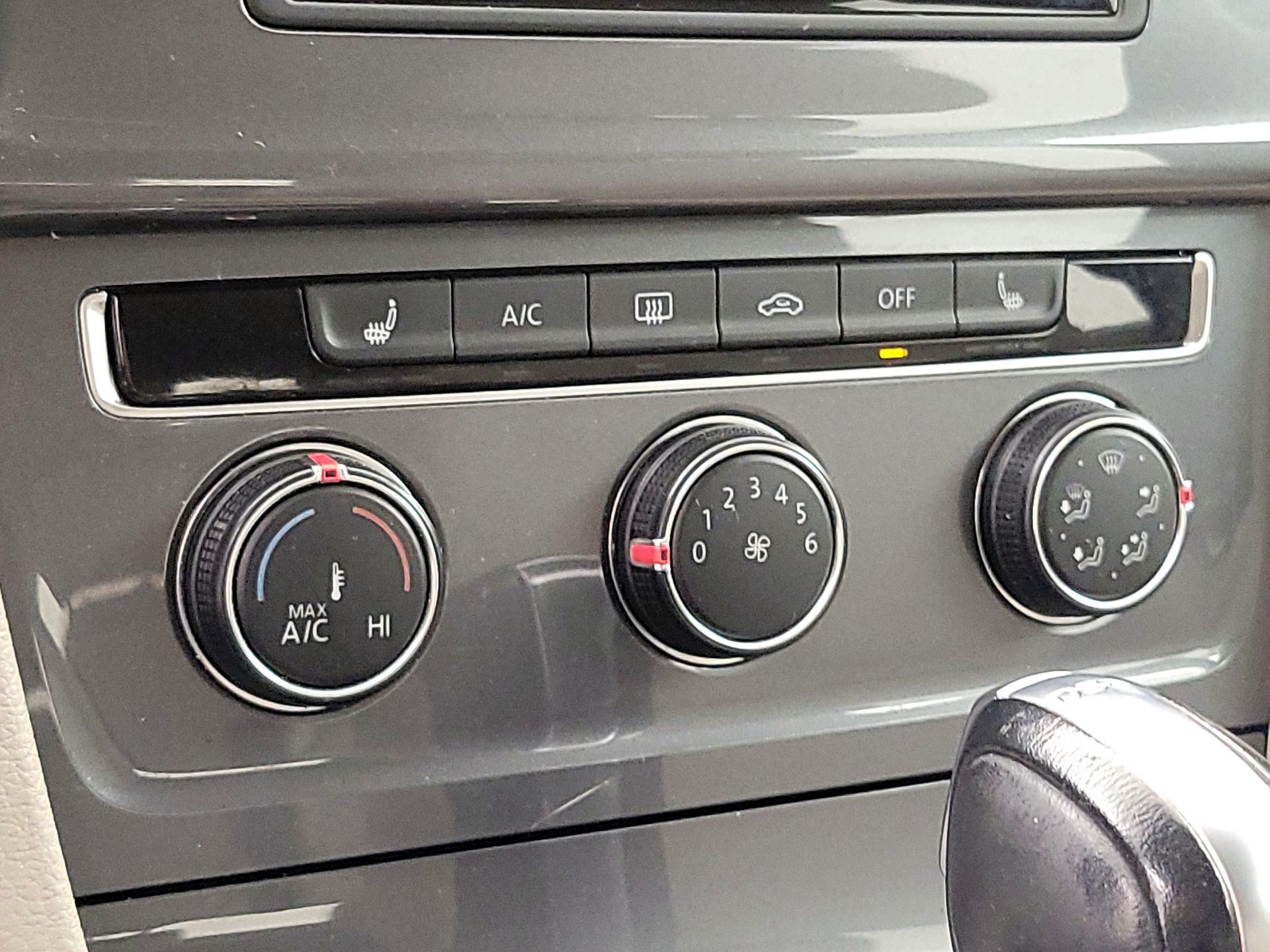 Thumbnail: 2017 Volkswagen Golf - 16