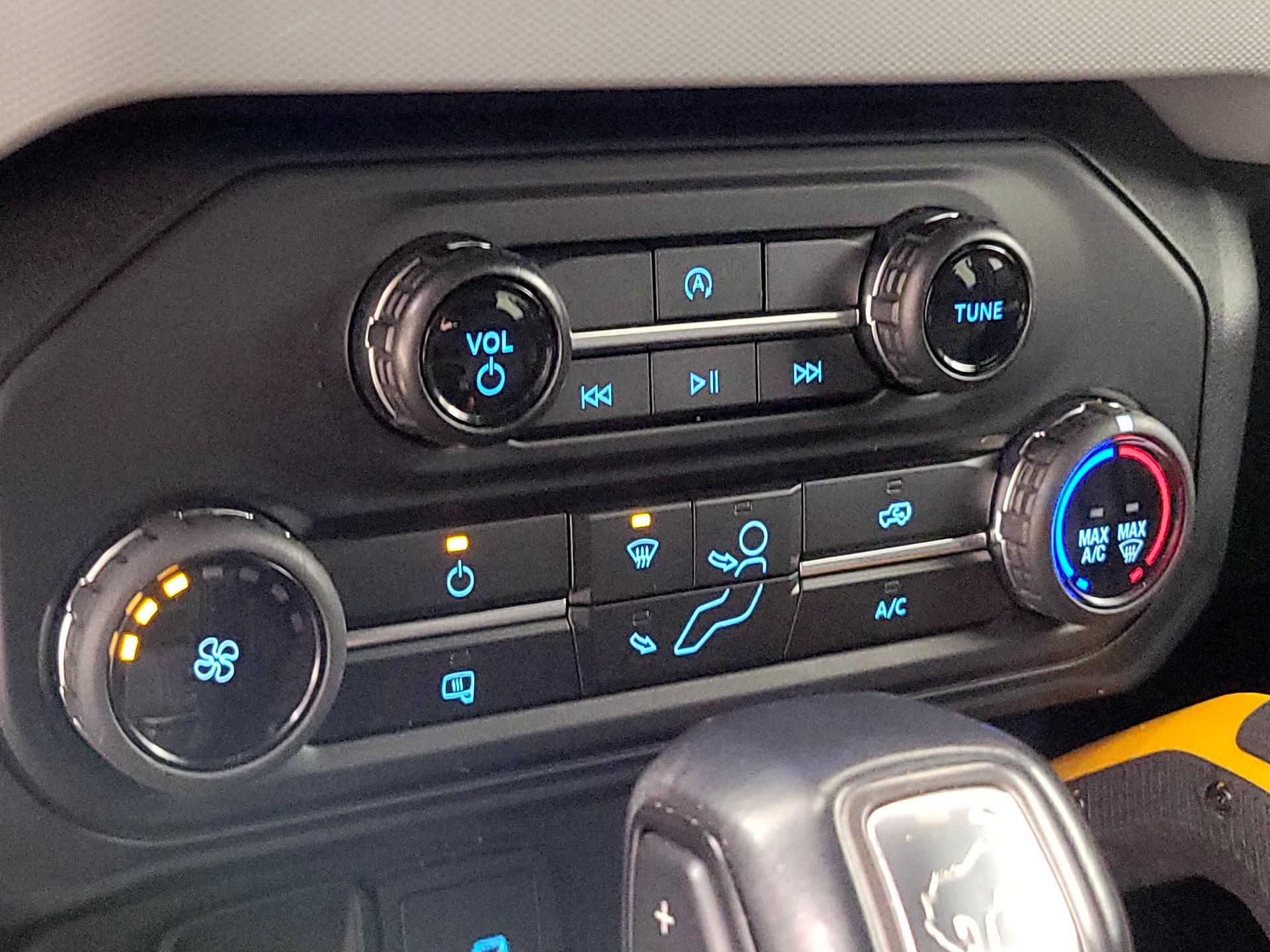 Thumbnail: 2021 Ford Bronco - 16