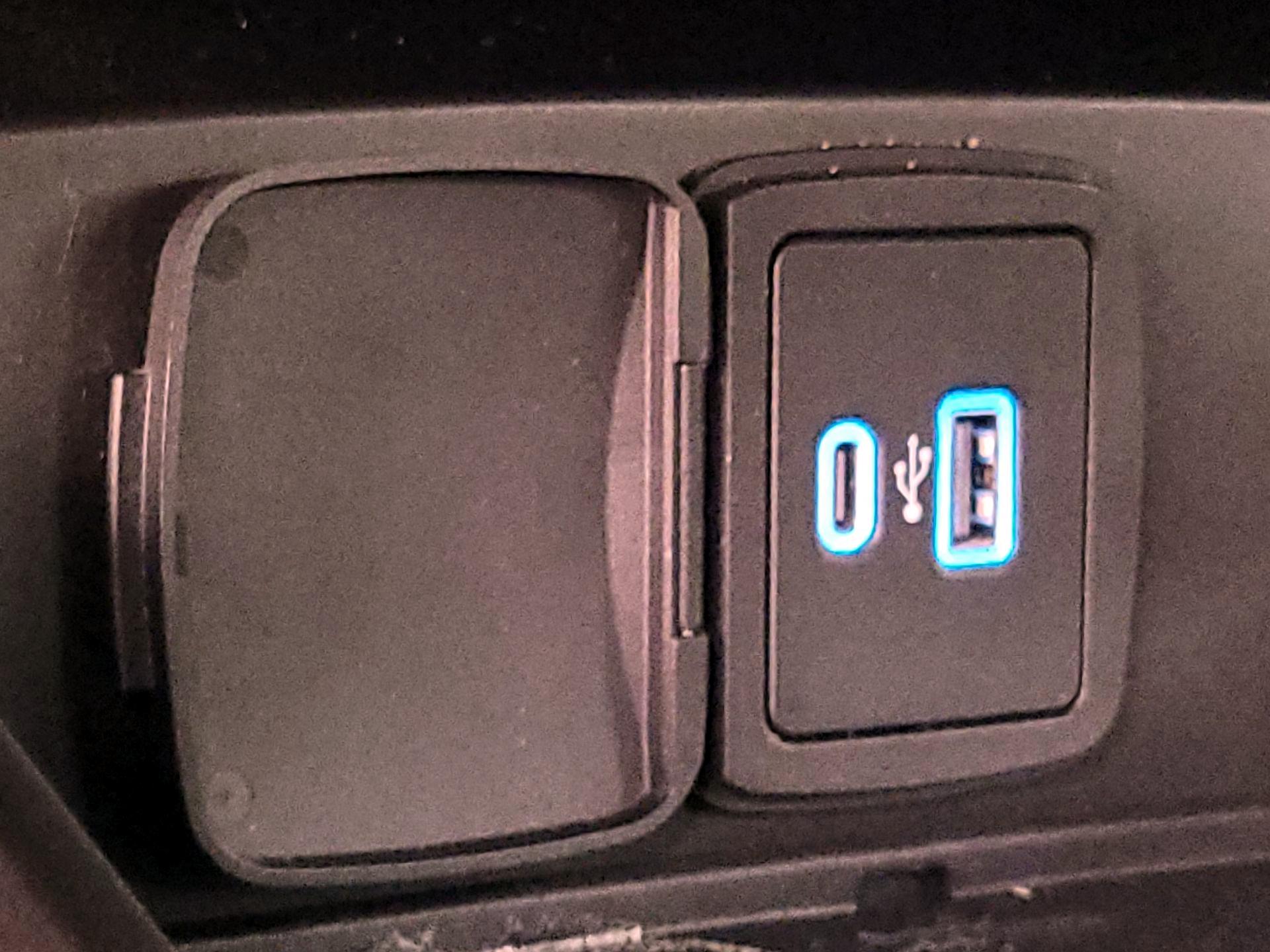 Thumbnail: 2021 Ford Bronco - 18