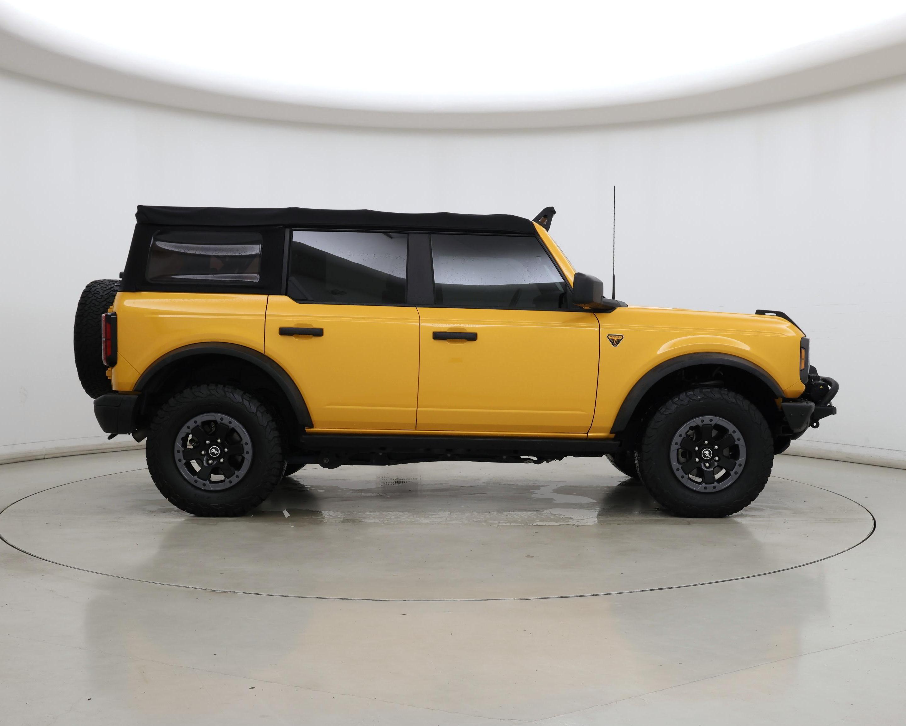 Thumbnail: 2021 Ford Bronco - 7