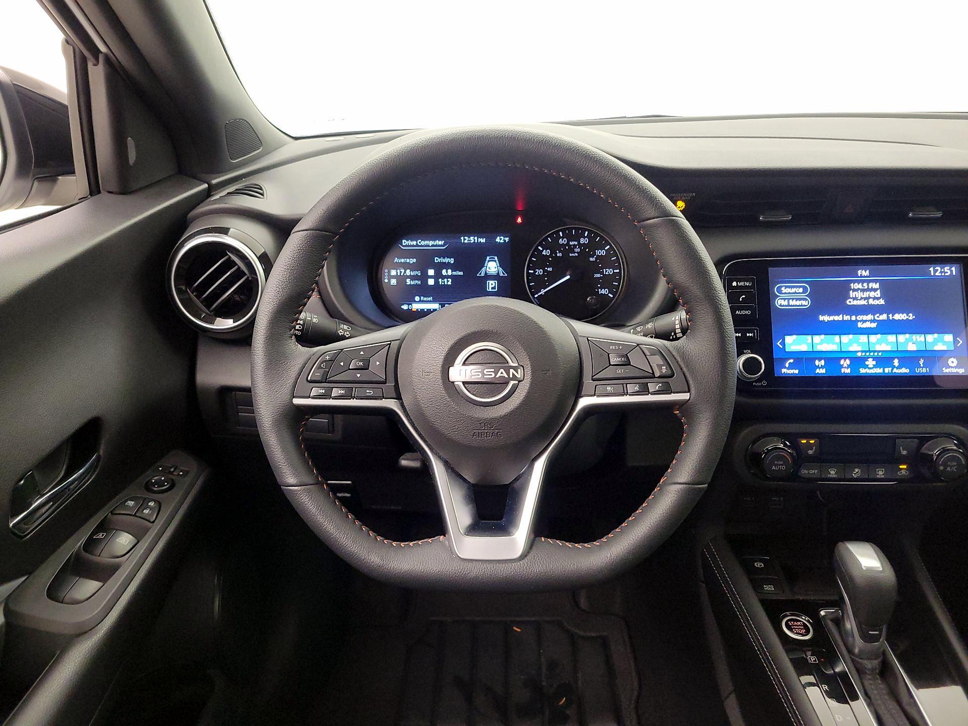 Thumbnail: 2023 Nissan Kicks - 10