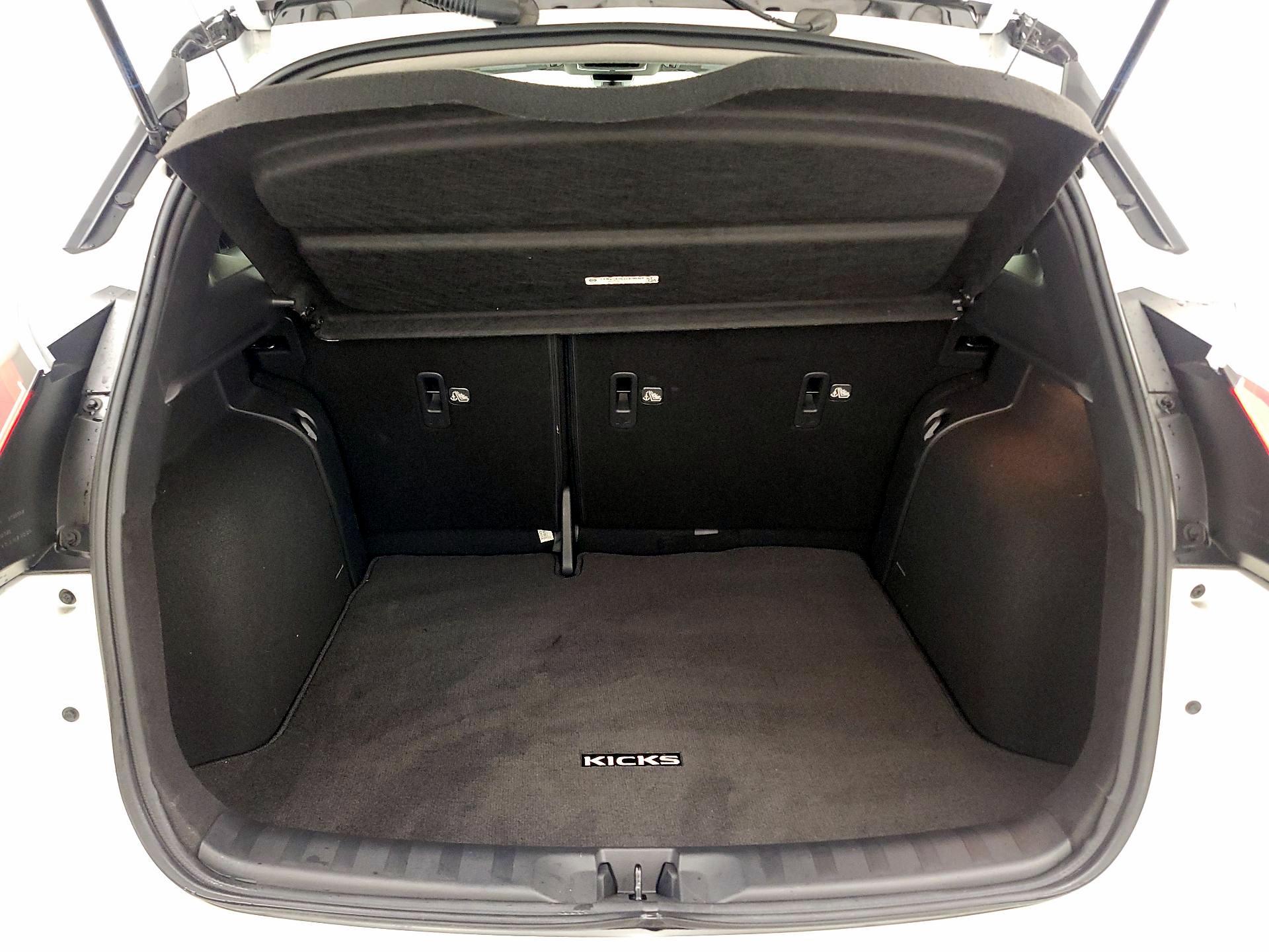 Thumbnail: 2023 Nissan Kicks - 20