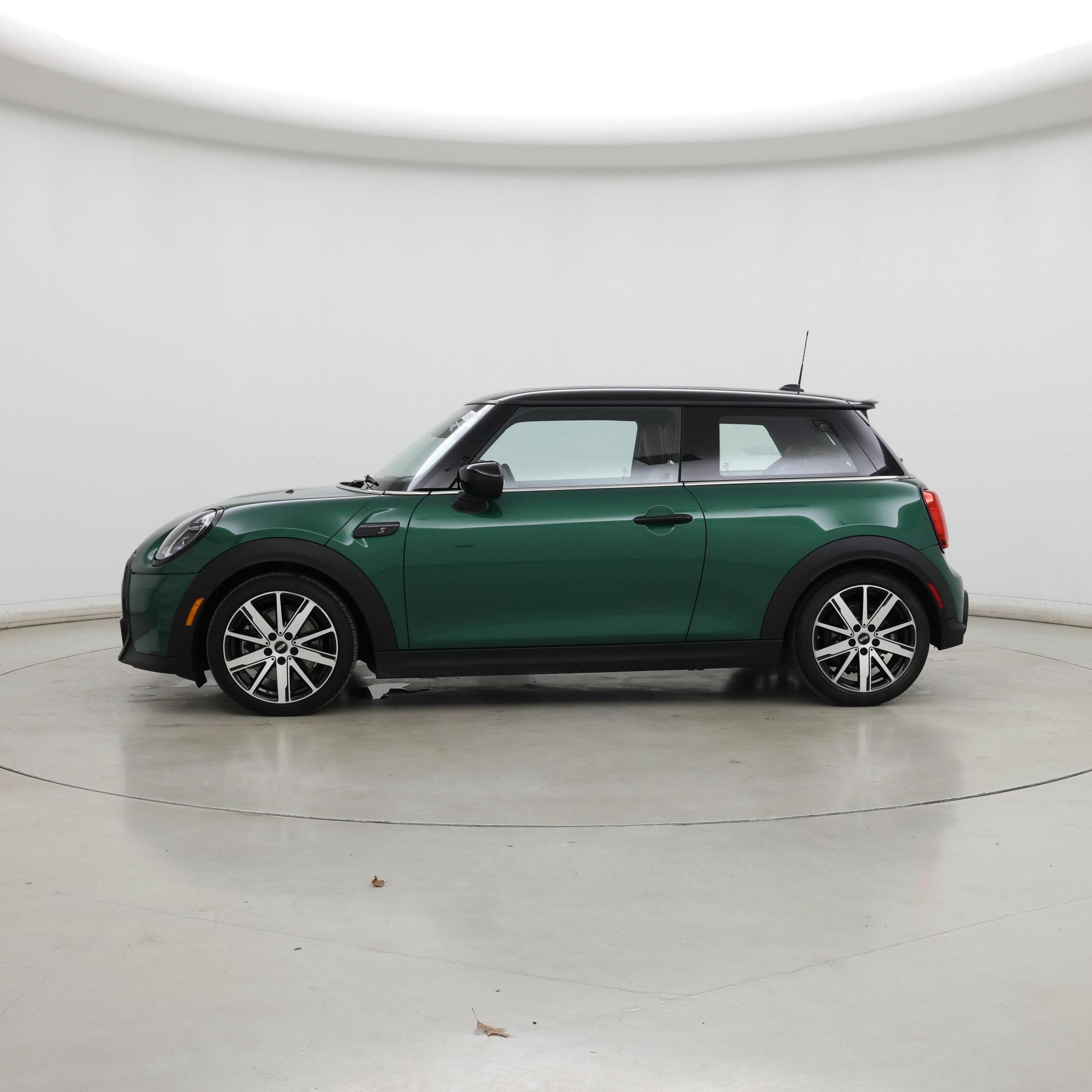 Thumbnail: 2023 MINI Cooper Hardtop - 3
