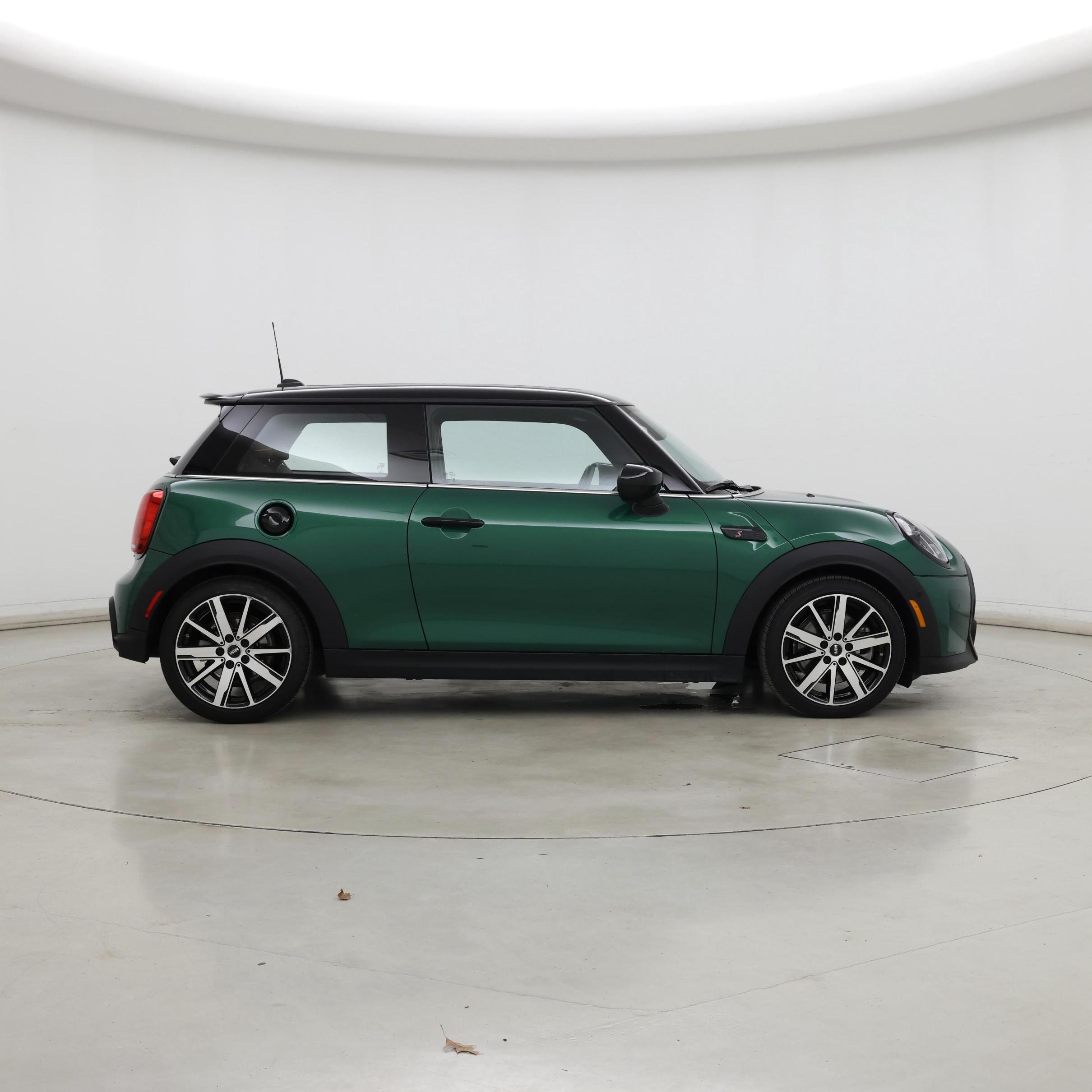 Thumbnail: 2023 MINI Cooper Hardtop - 7