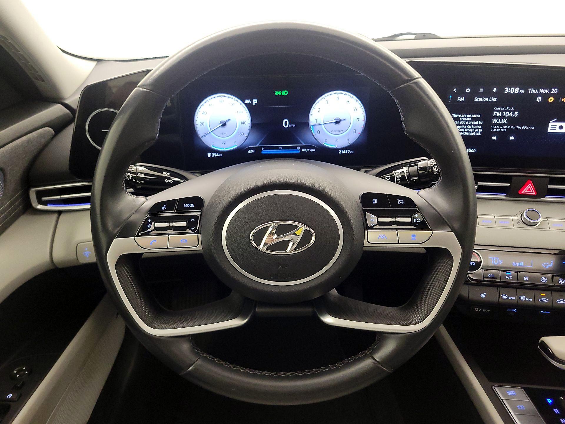 Thumbnail: 2023 Hyundai Elantra - 10