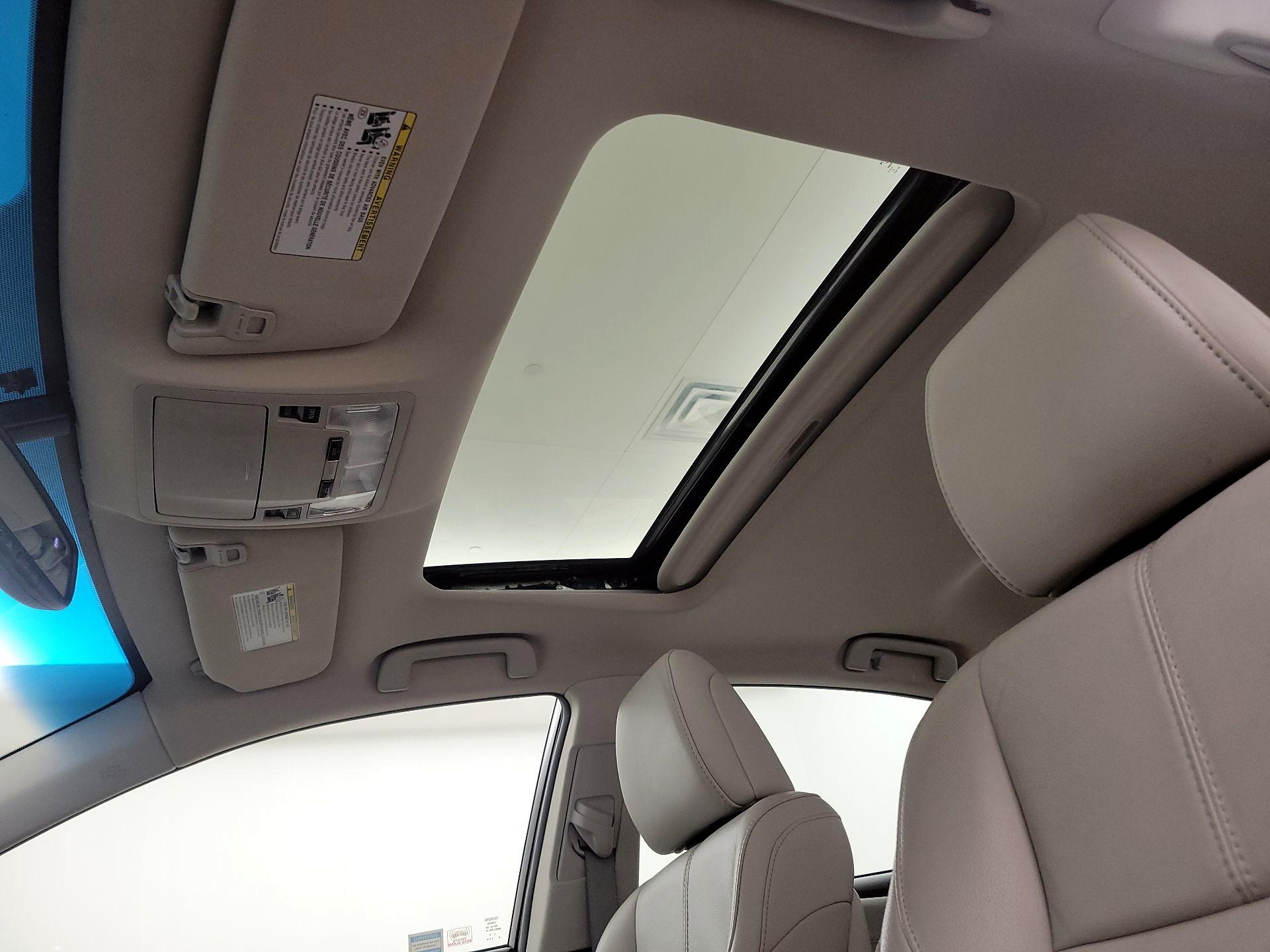 Thumbnail: 2016 Toyota Avalon - 20