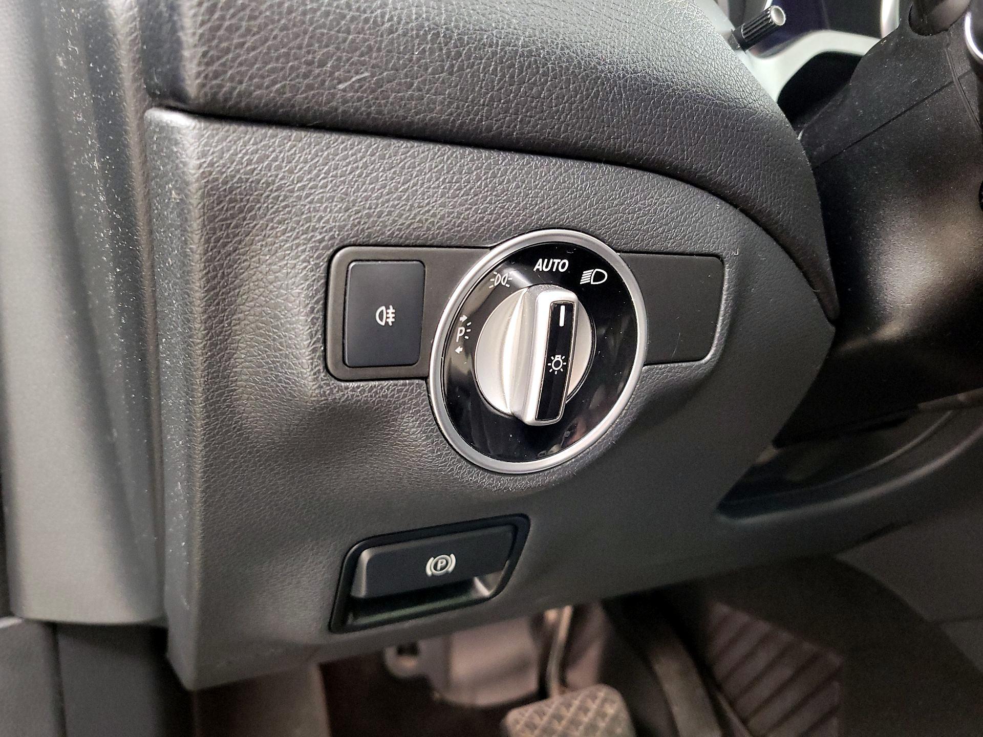 Thumbnail: 2020 Mercedes-Benz GLA - 13