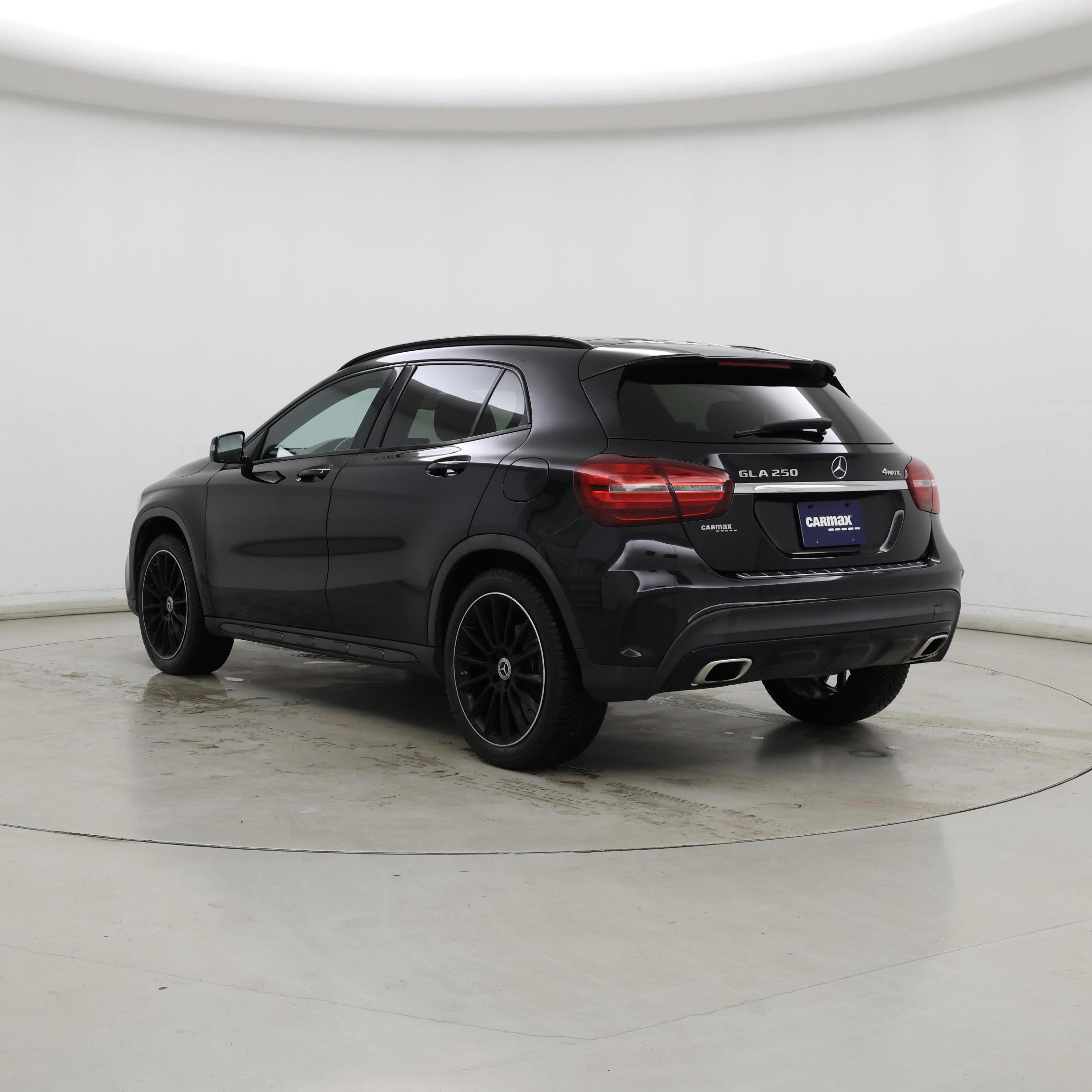 Thumbnail: 2020 Mercedes-Benz GLA - 2