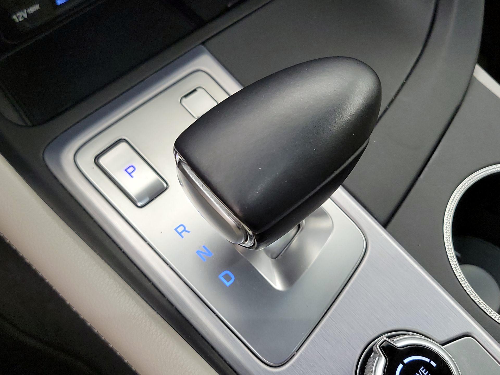 Thumbnail: 2019 Genesis G70 - 18