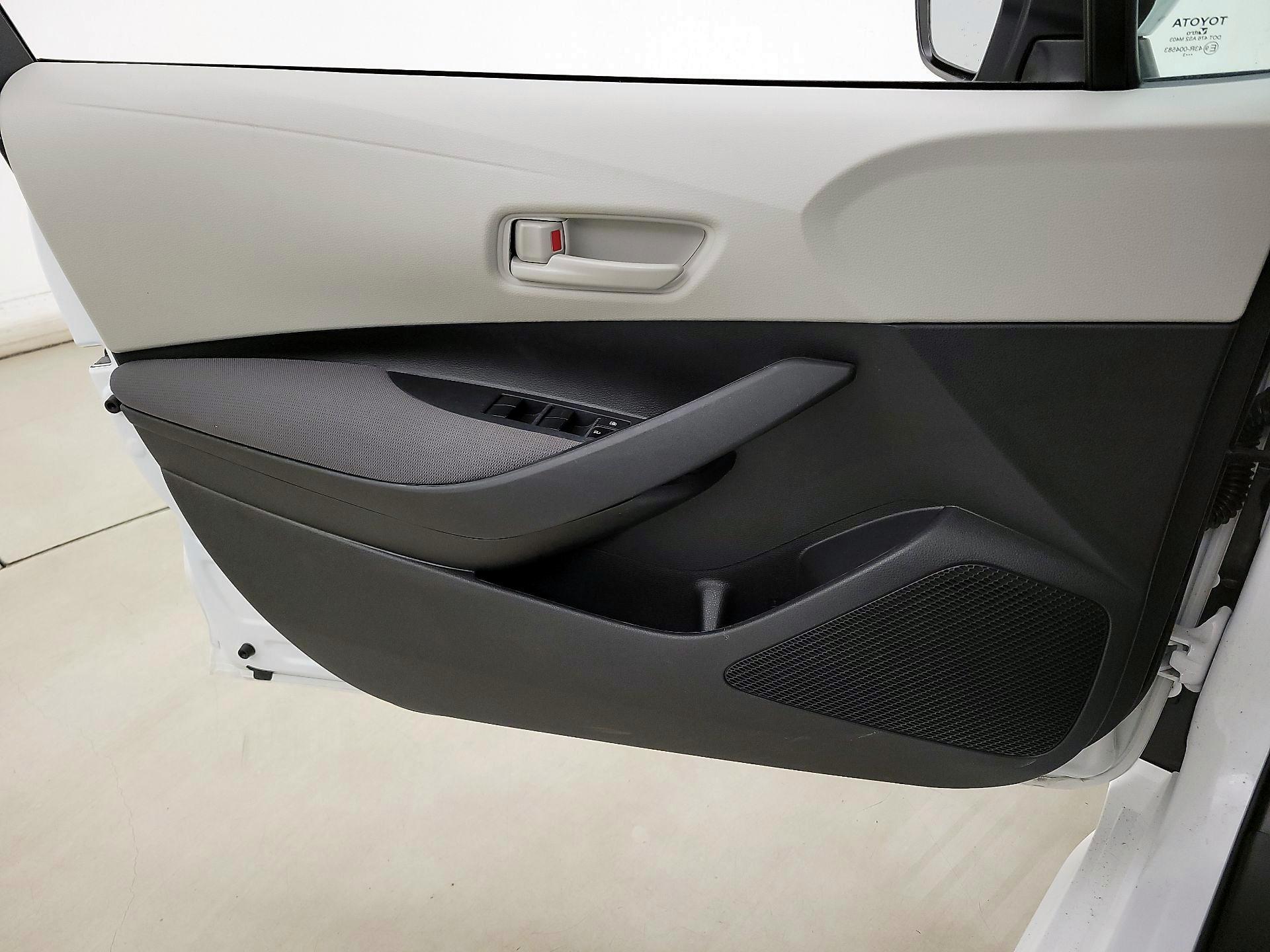 Thumbnail: 2023 Toyota Corolla - 12