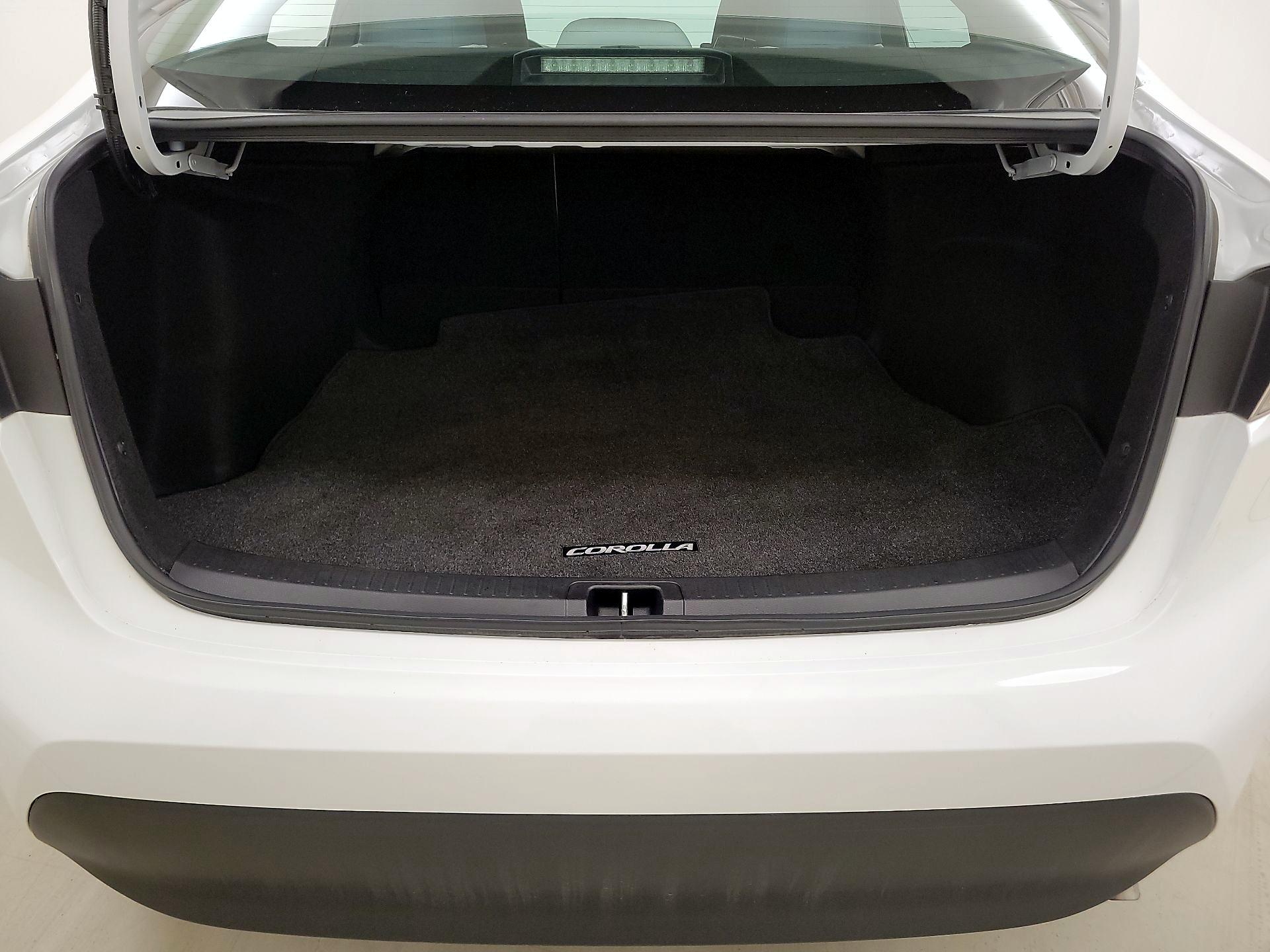 Thumbnail: 2023 Toyota Corolla - 20