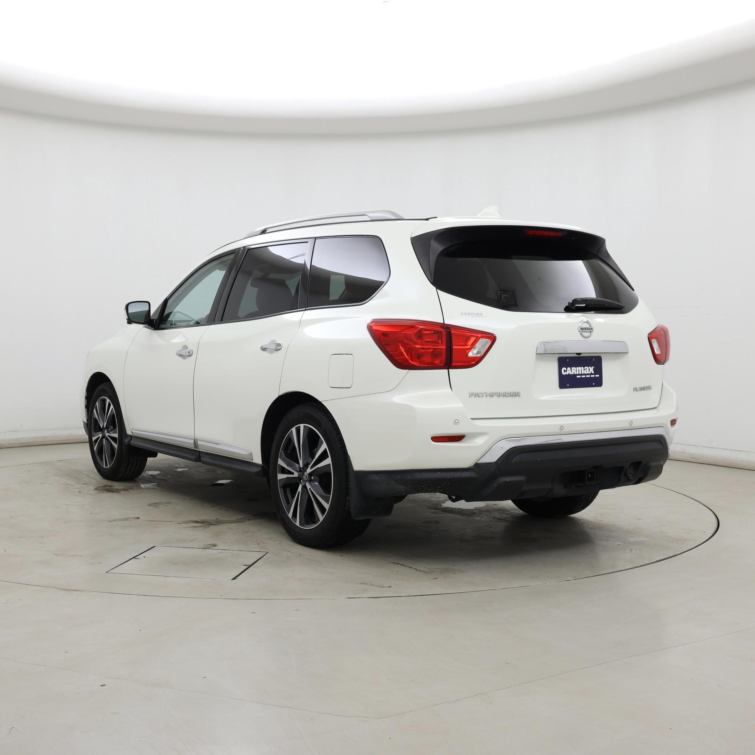 Thumbnail: 2020 Nissan Pathfinder - 2