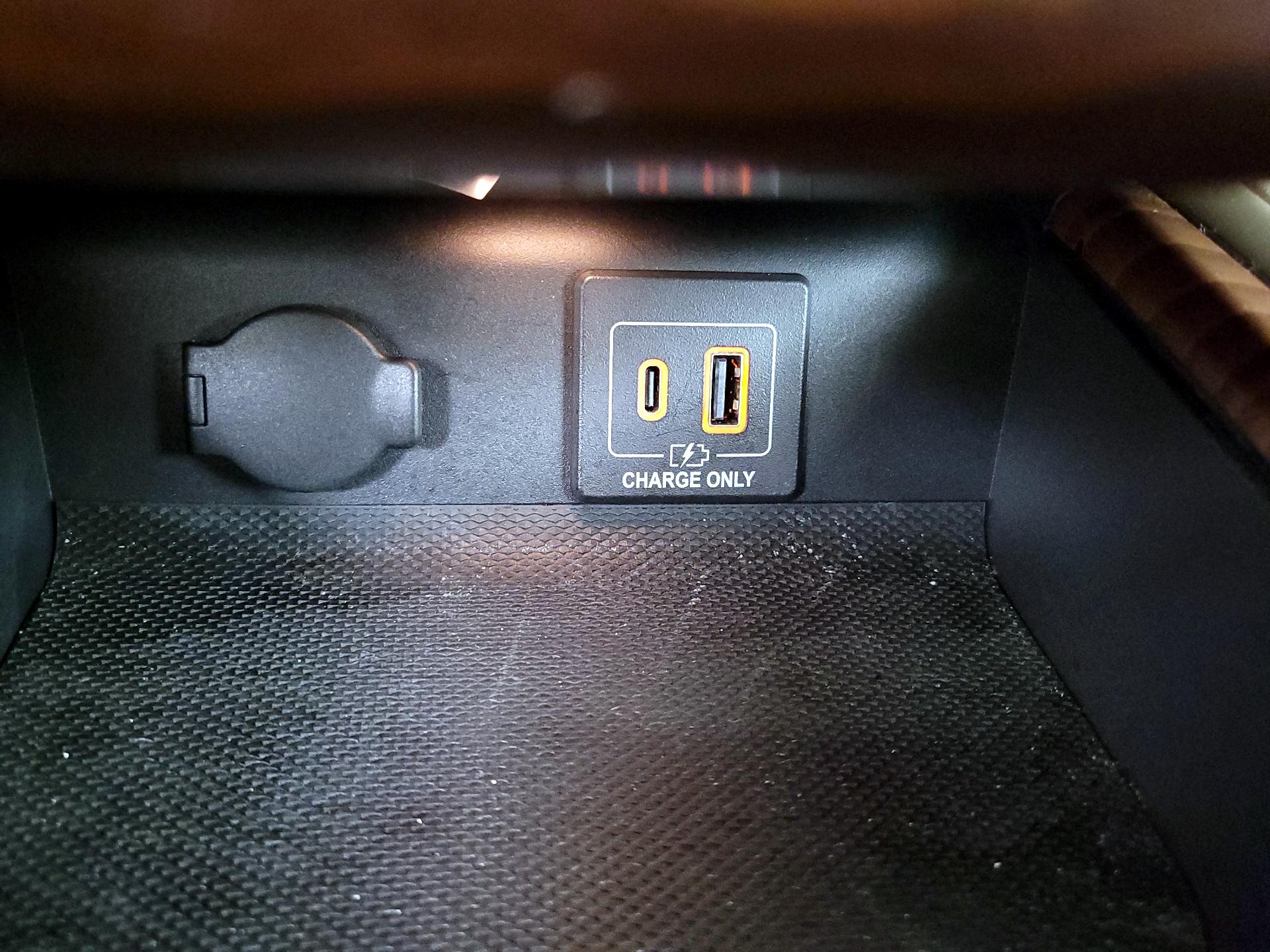 Thumbnail: 2020 Nissan Pathfinder - 19