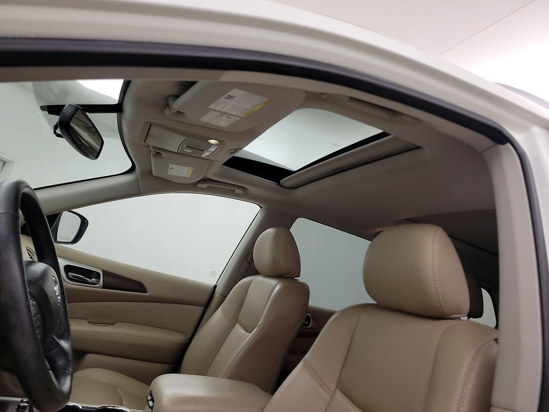 Thumbnail: 2020 Nissan Pathfinder - 20