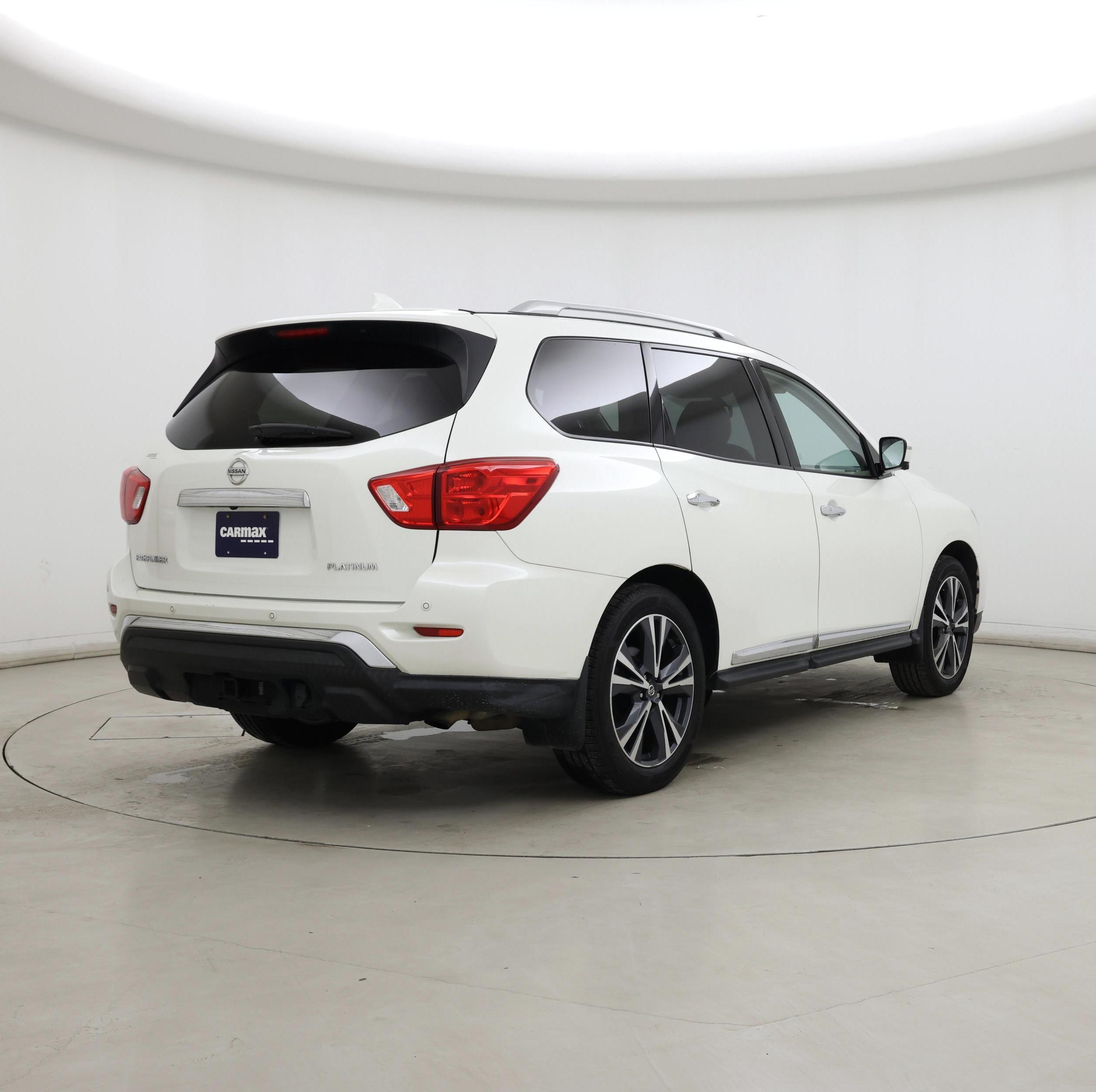 Thumbnail: 2020 Nissan Pathfinder - 8