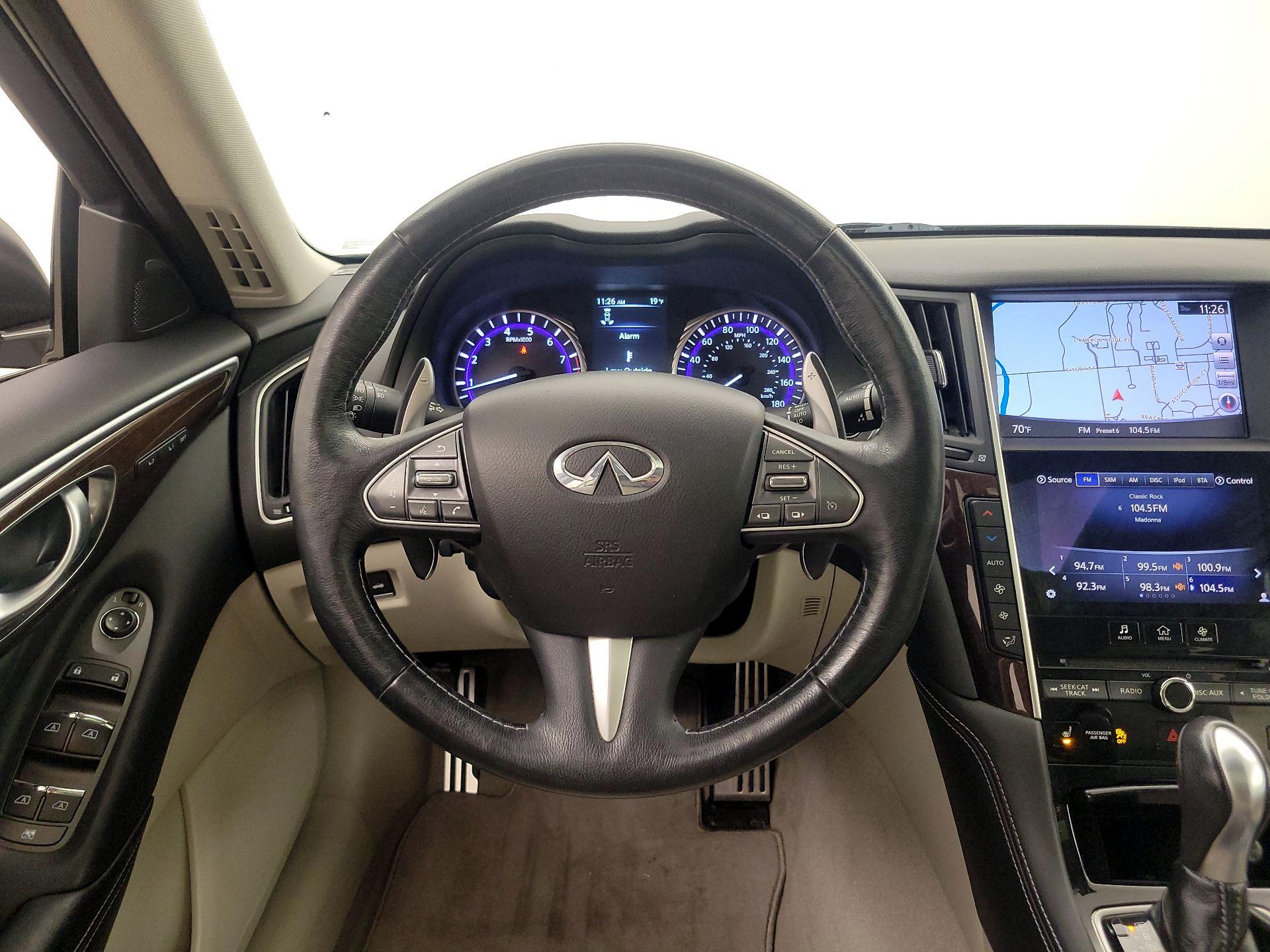 Thumbnail: 2016 INFINITI Q50 - 10