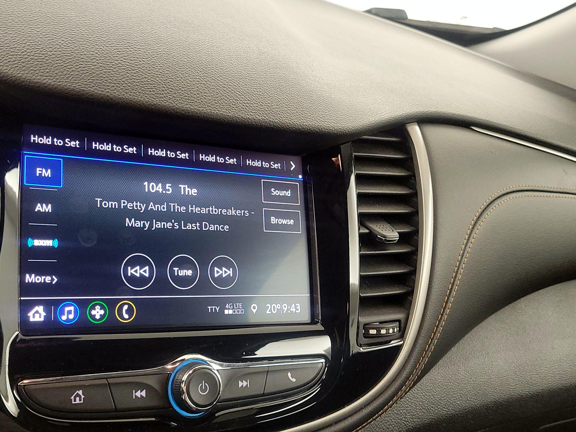 Thumbnail: 2020 Chevrolet Trax - 15