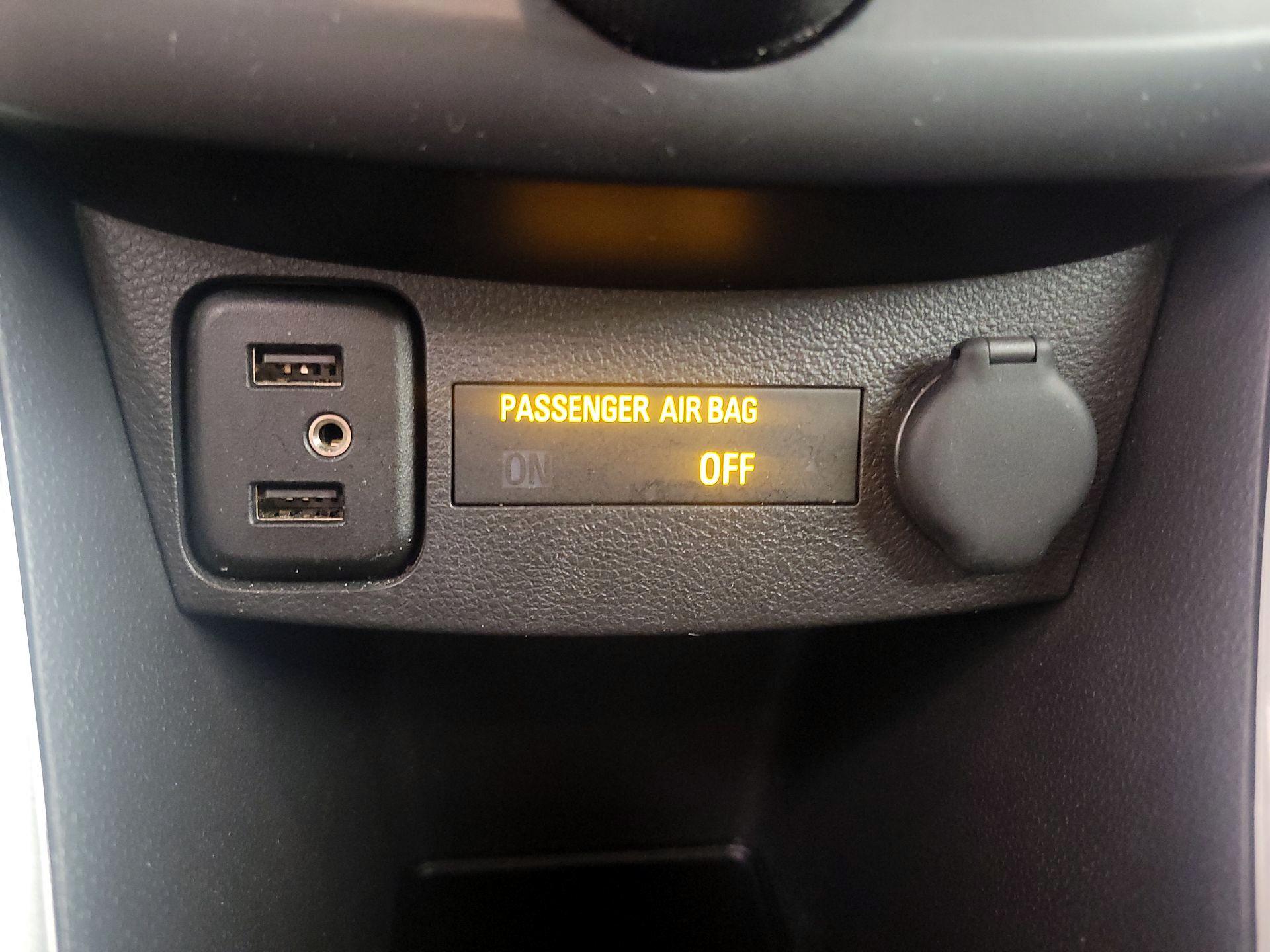 Thumbnail: 2020 Chevrolet Trax - 18