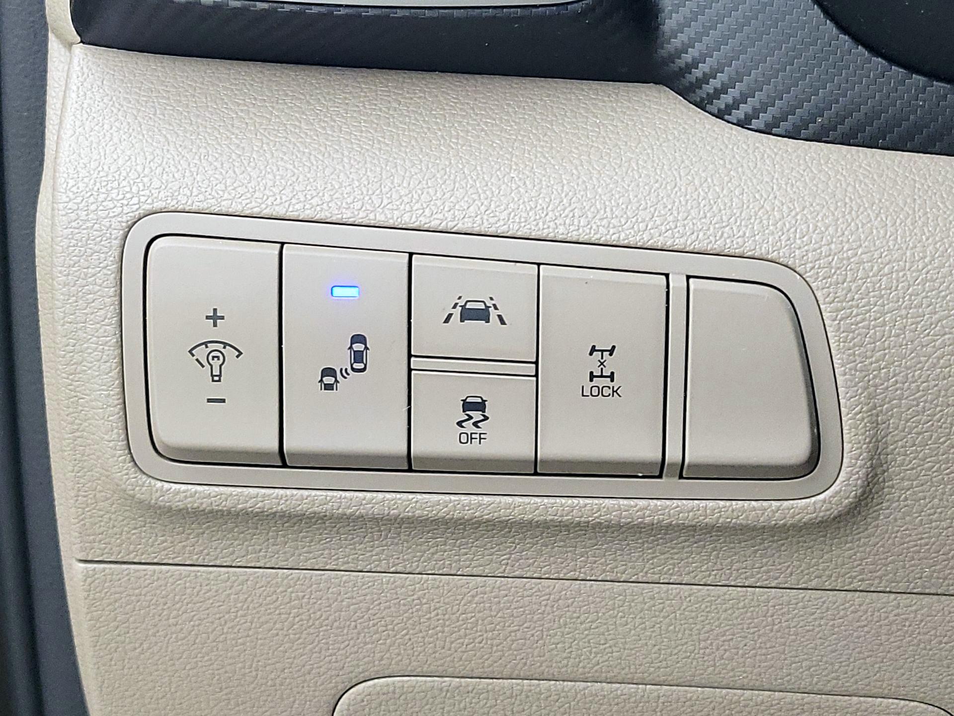 Thumbnail: 2019 Hyundai Tucson - 13