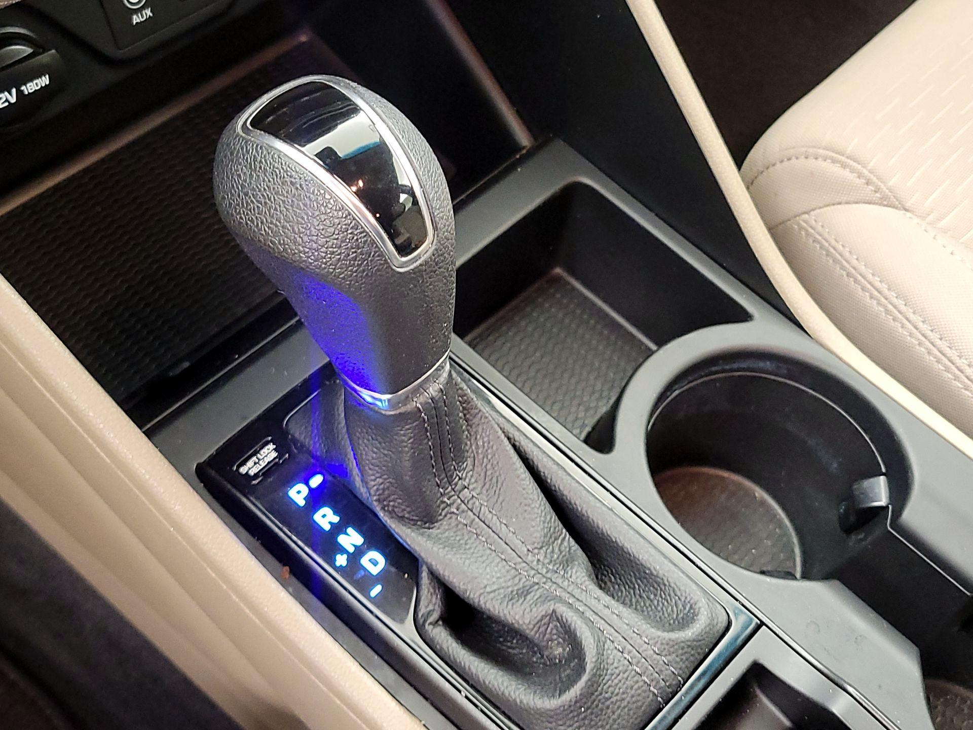 Thumbnail: 2019 Hyundai Tucson - 17