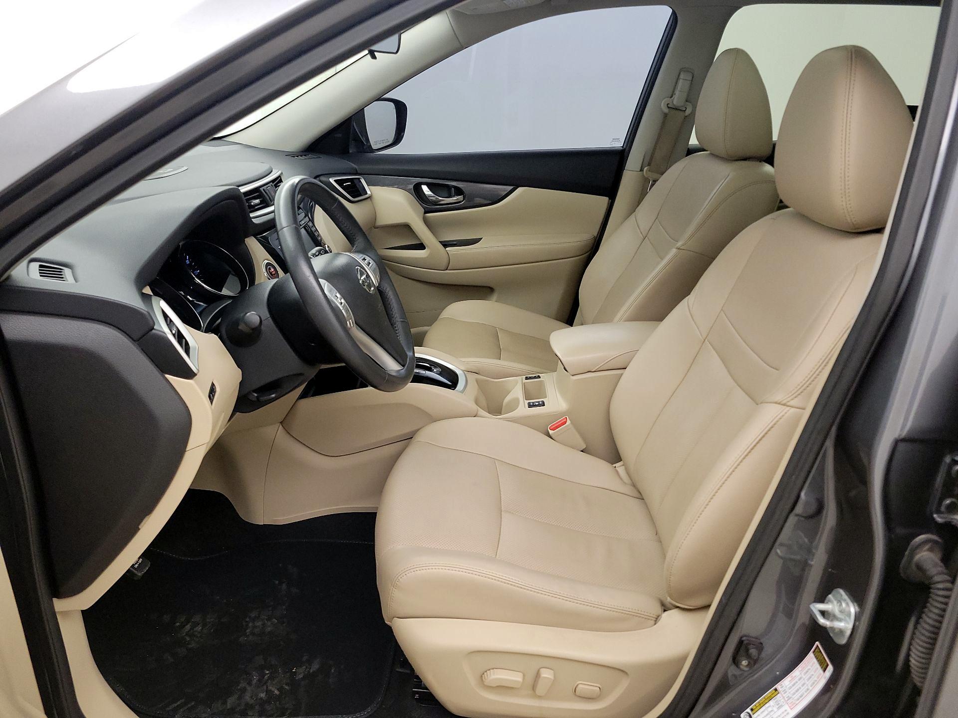 Thumbnail: 2016 Nissan Rogue - 11