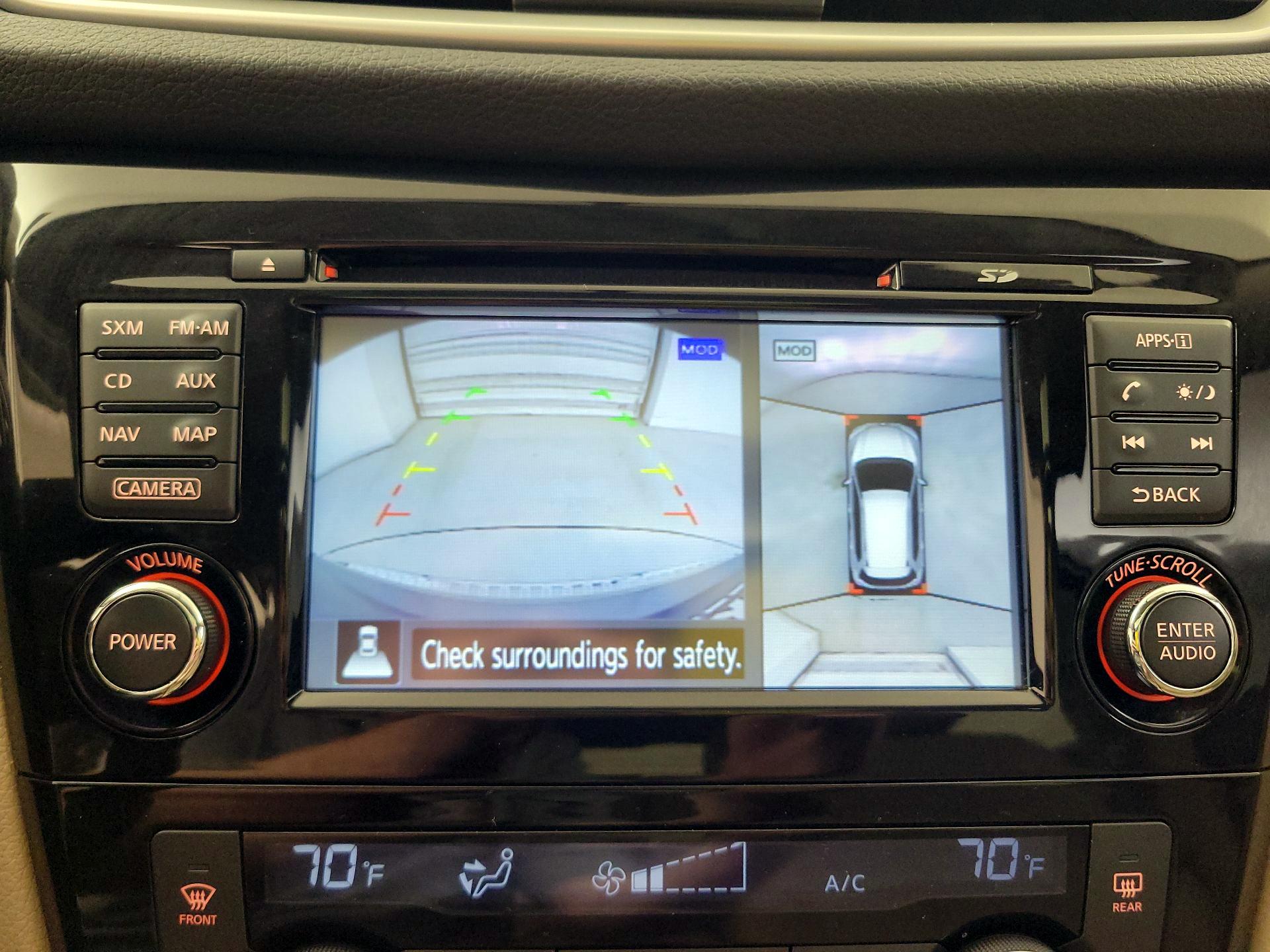 Thumbnail: 2016 Nissan Rogue - 15