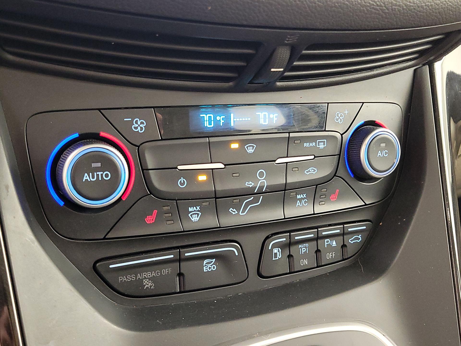 Thumbnail: 2018 Ford C-Max - 17