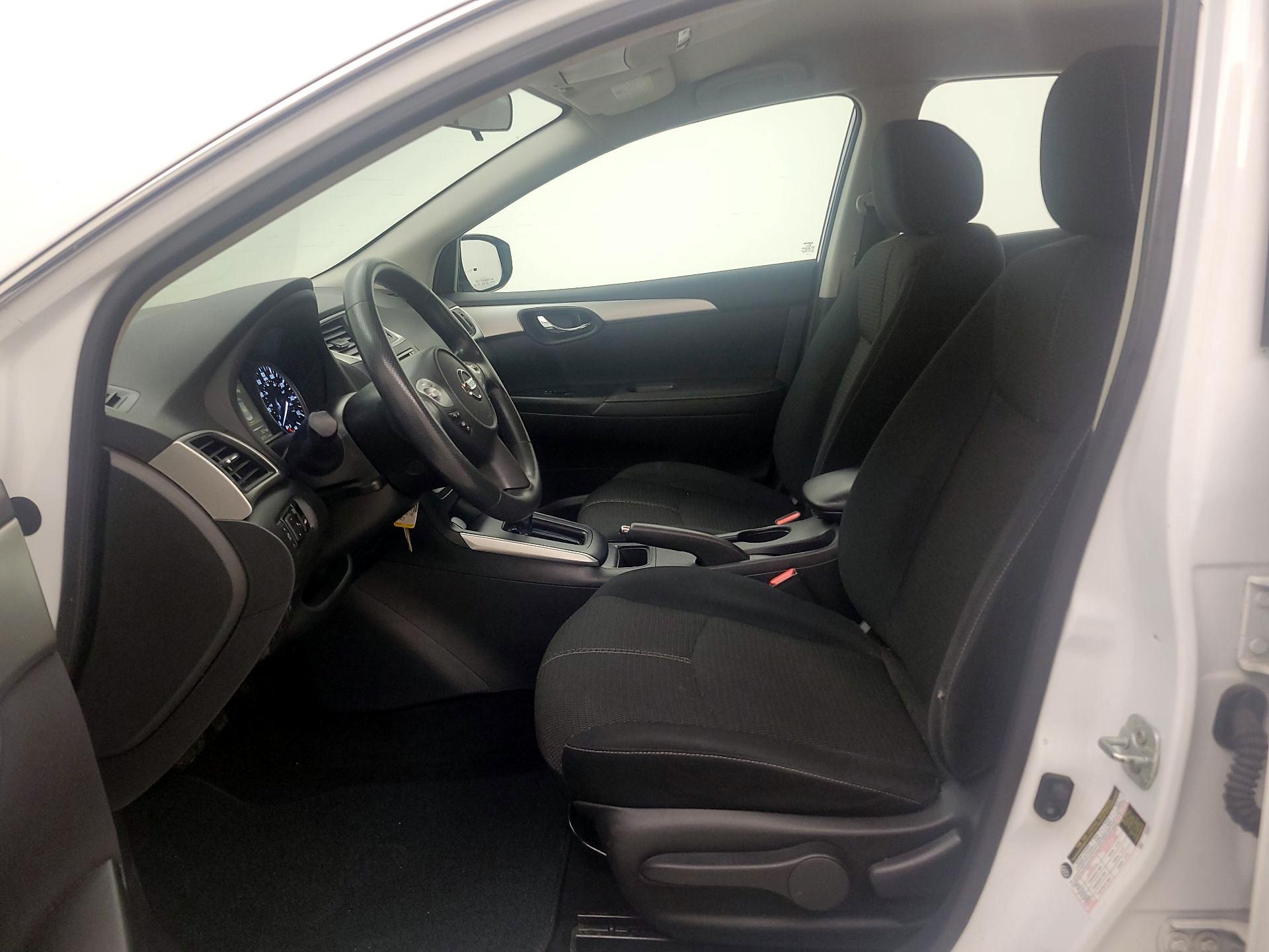 Thumbnail: 2018 Nissan Sentra - 11