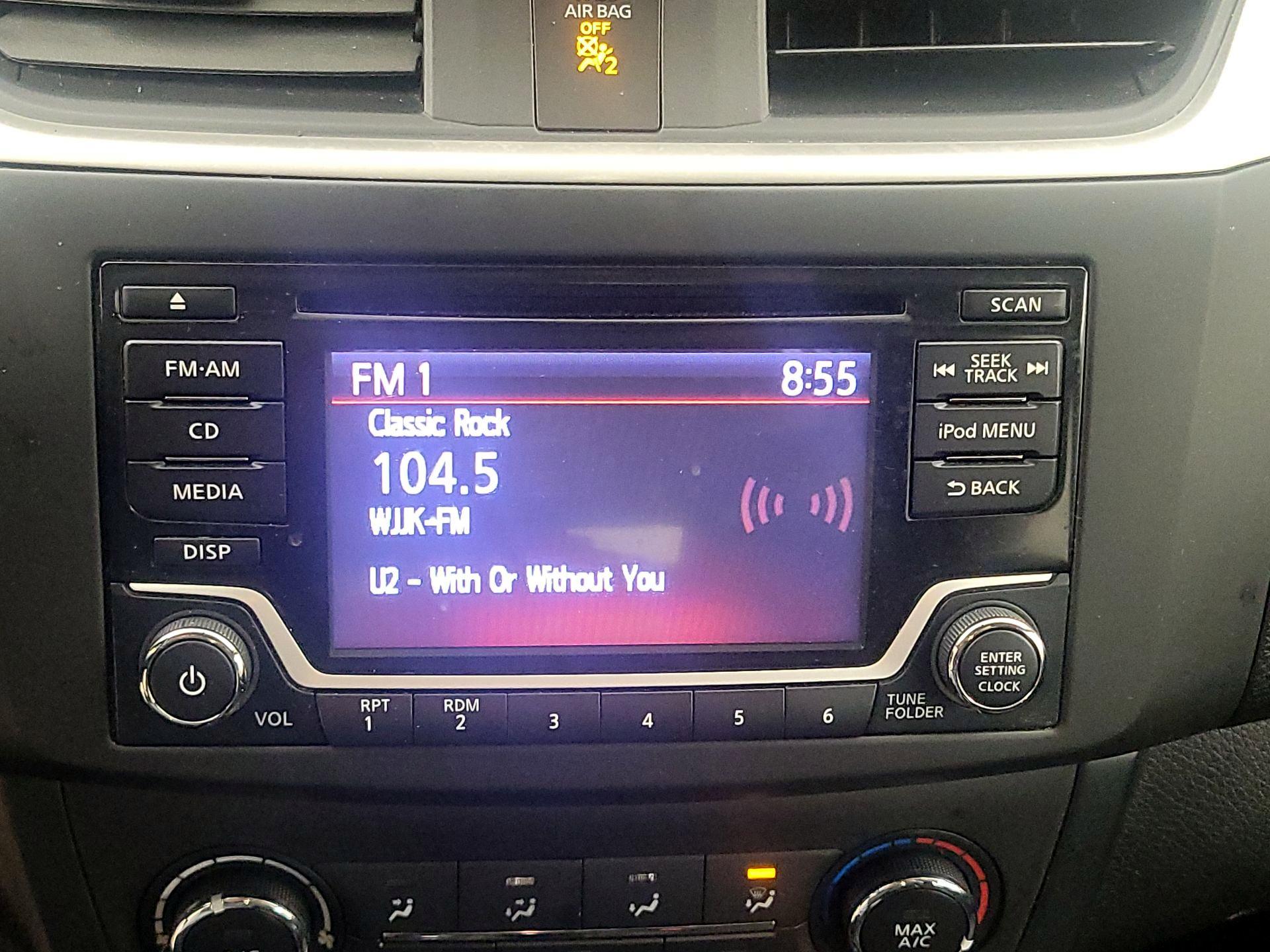 Thumbnail: 2018 Nissan Sentra - 15