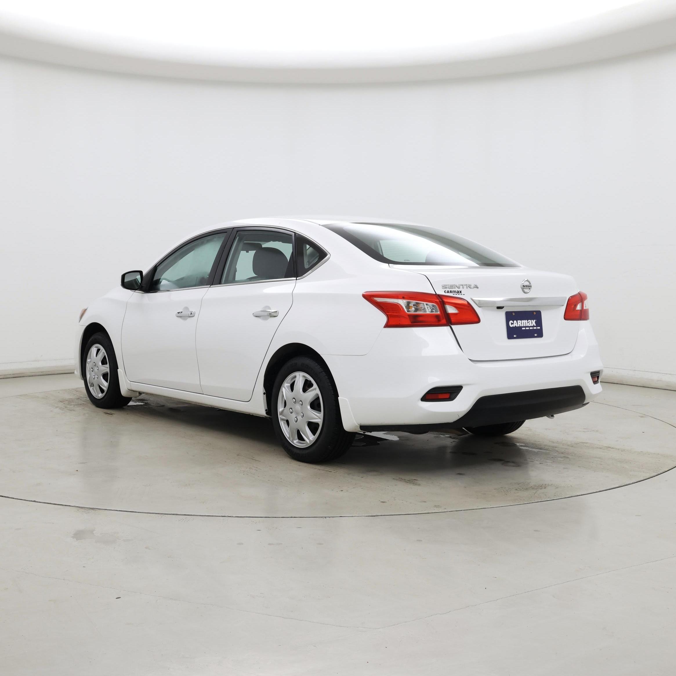 Thumbnail: 2018 Nissan Sentra - 2