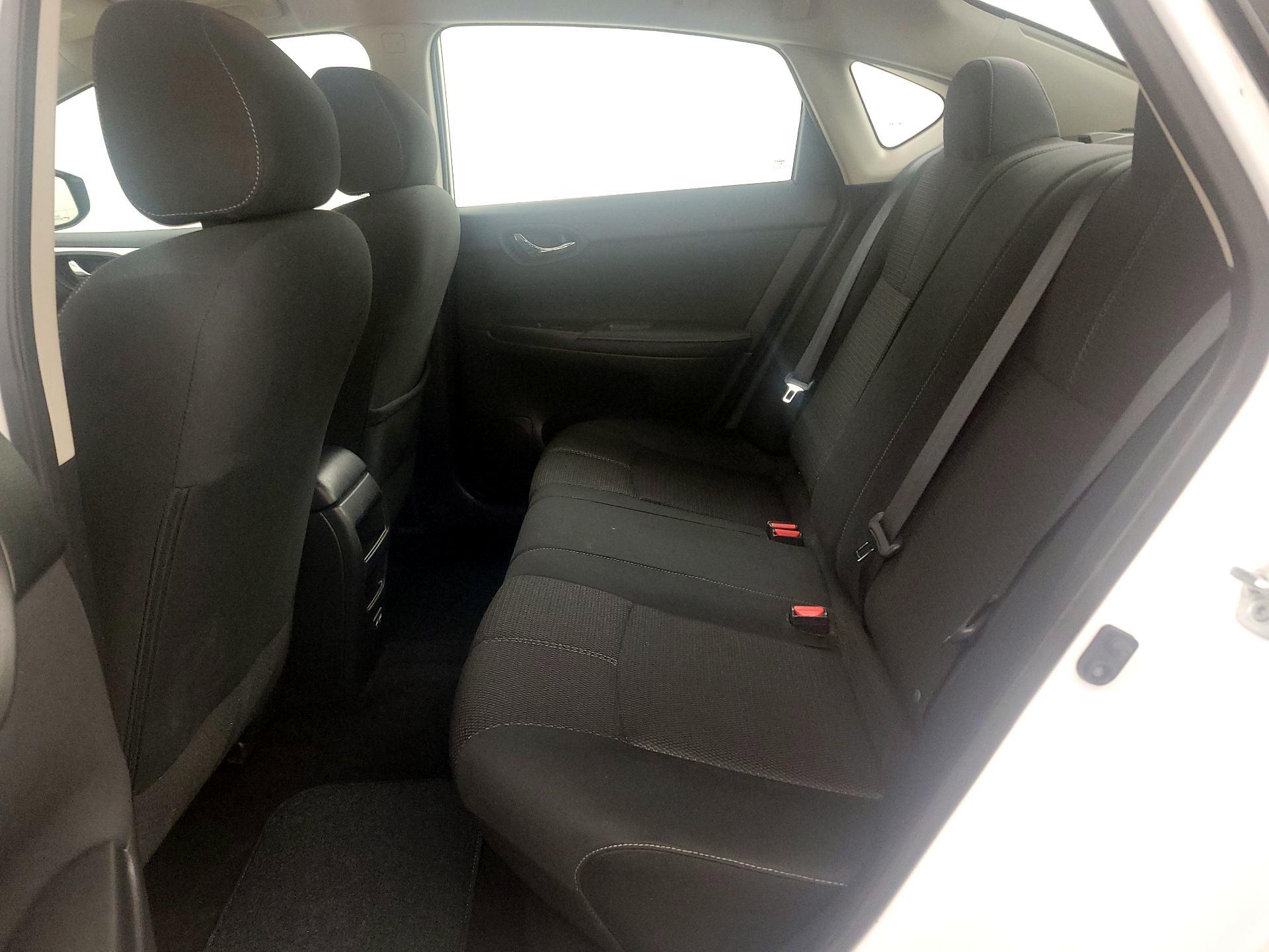 Thumbnail: 2018 Nissan Sentra - 19