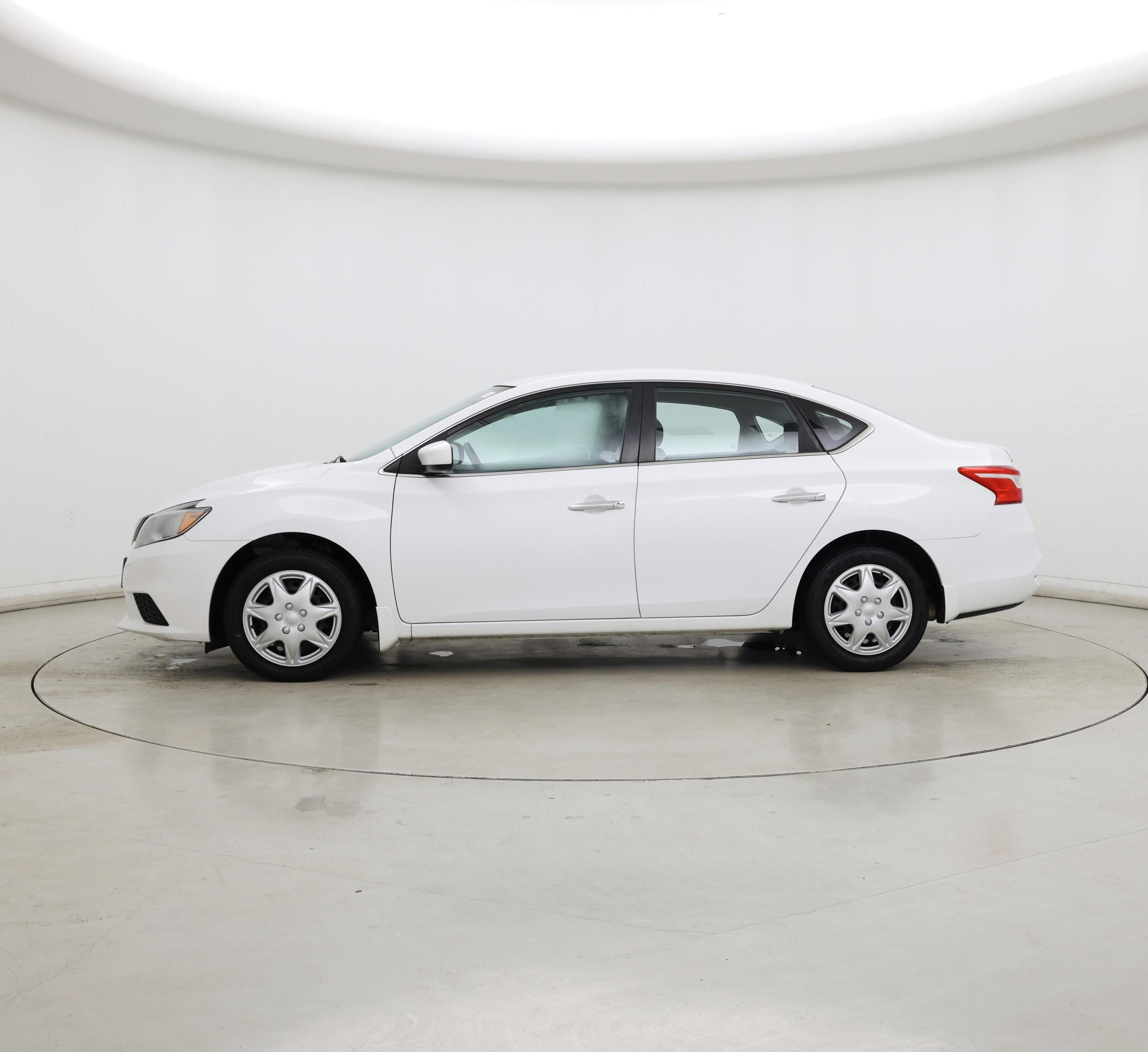 Thumbnail: 2018 Nissan Sentra - 3