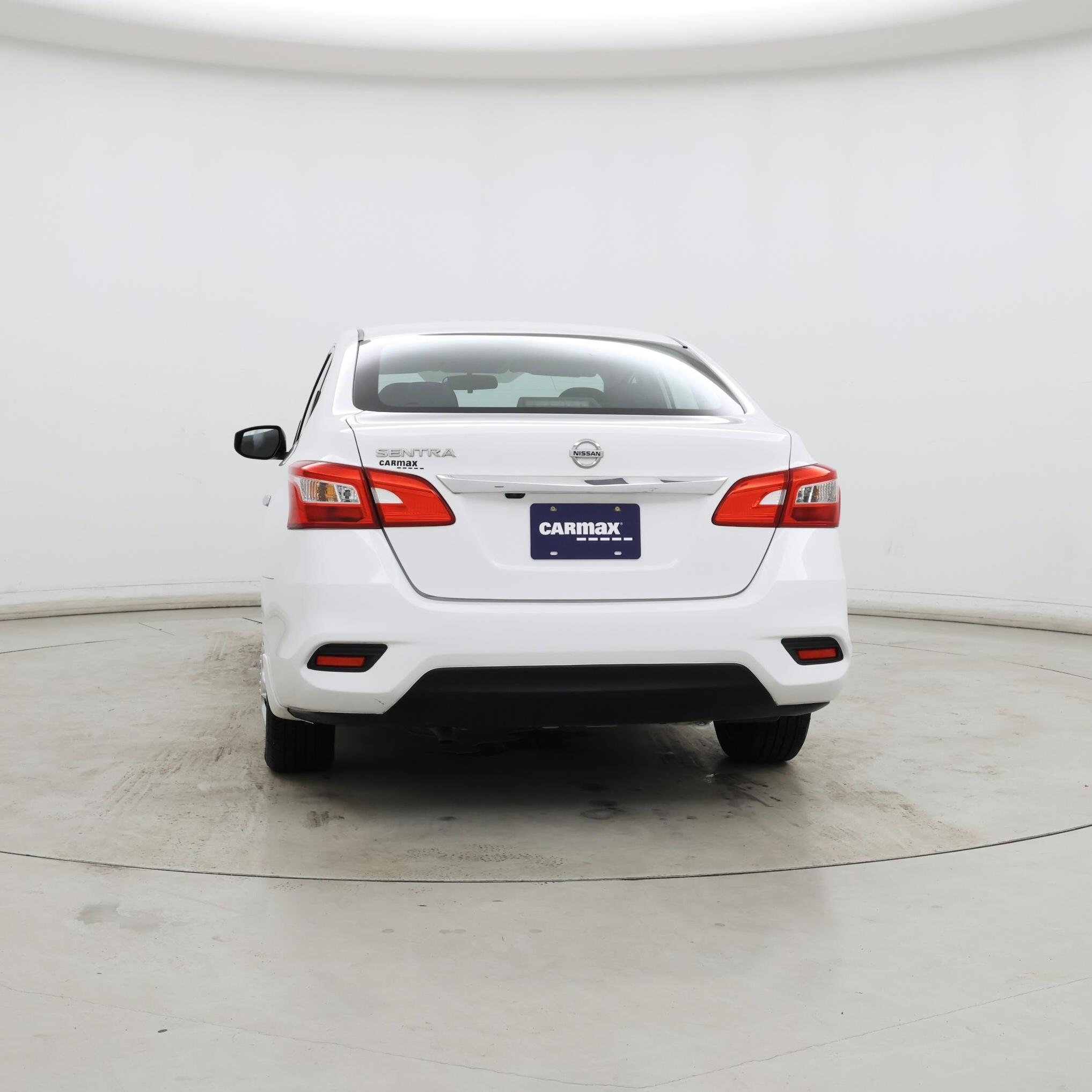 Thumbnail: 2018 Nissan Sentra - 6