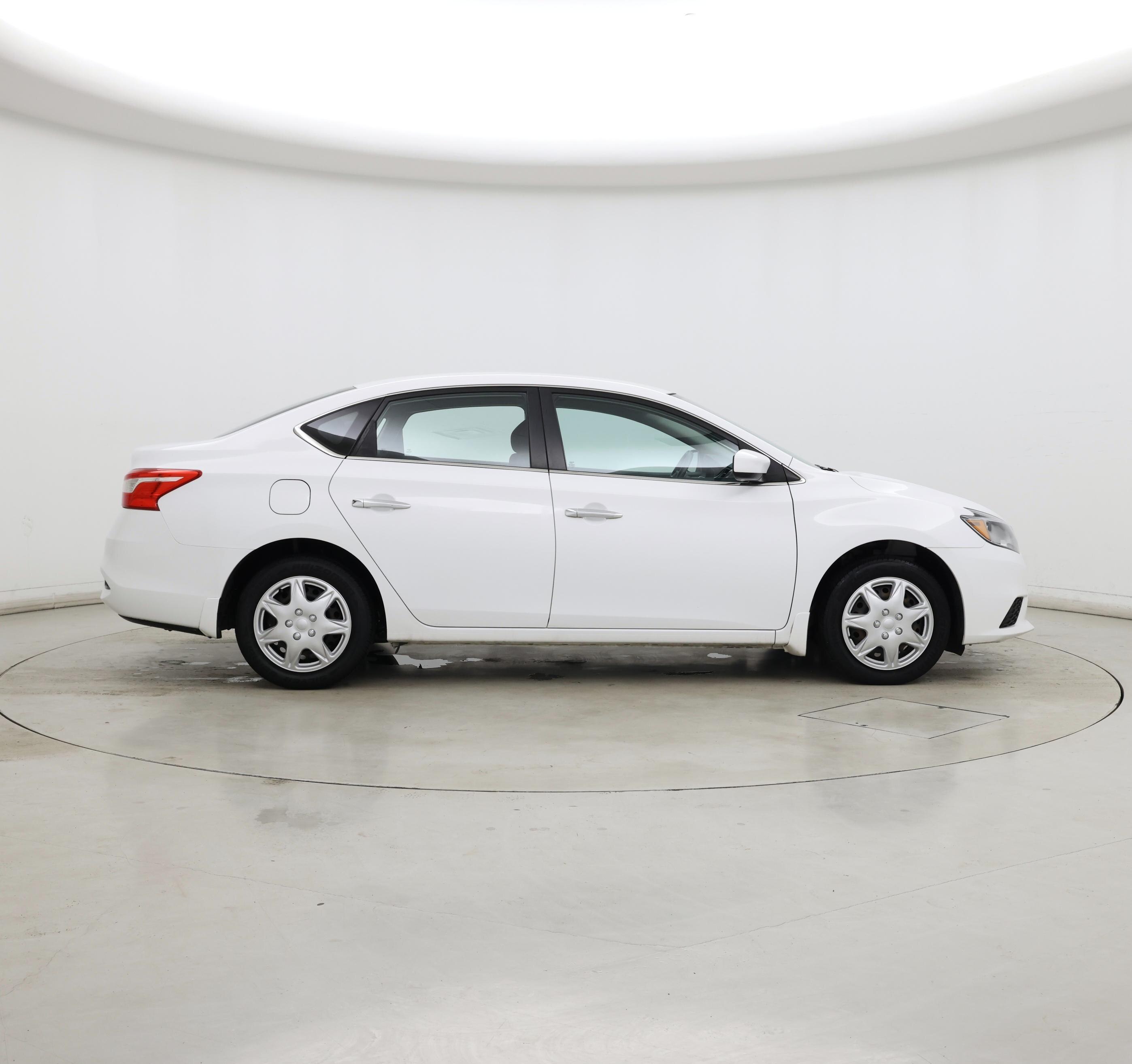 Thumbnail: 2018 Nissan Sentra - 7