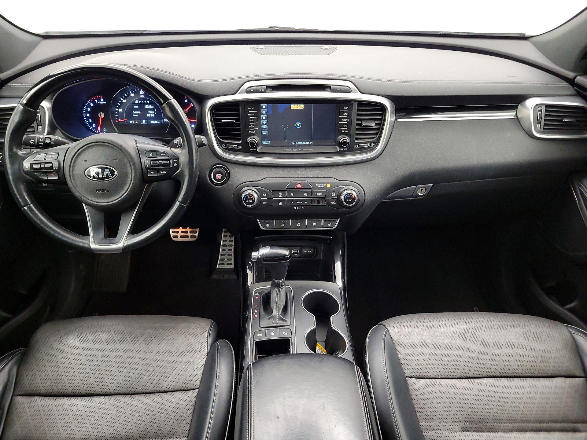 Thumbnail: 2016 Kia Sorento - 9