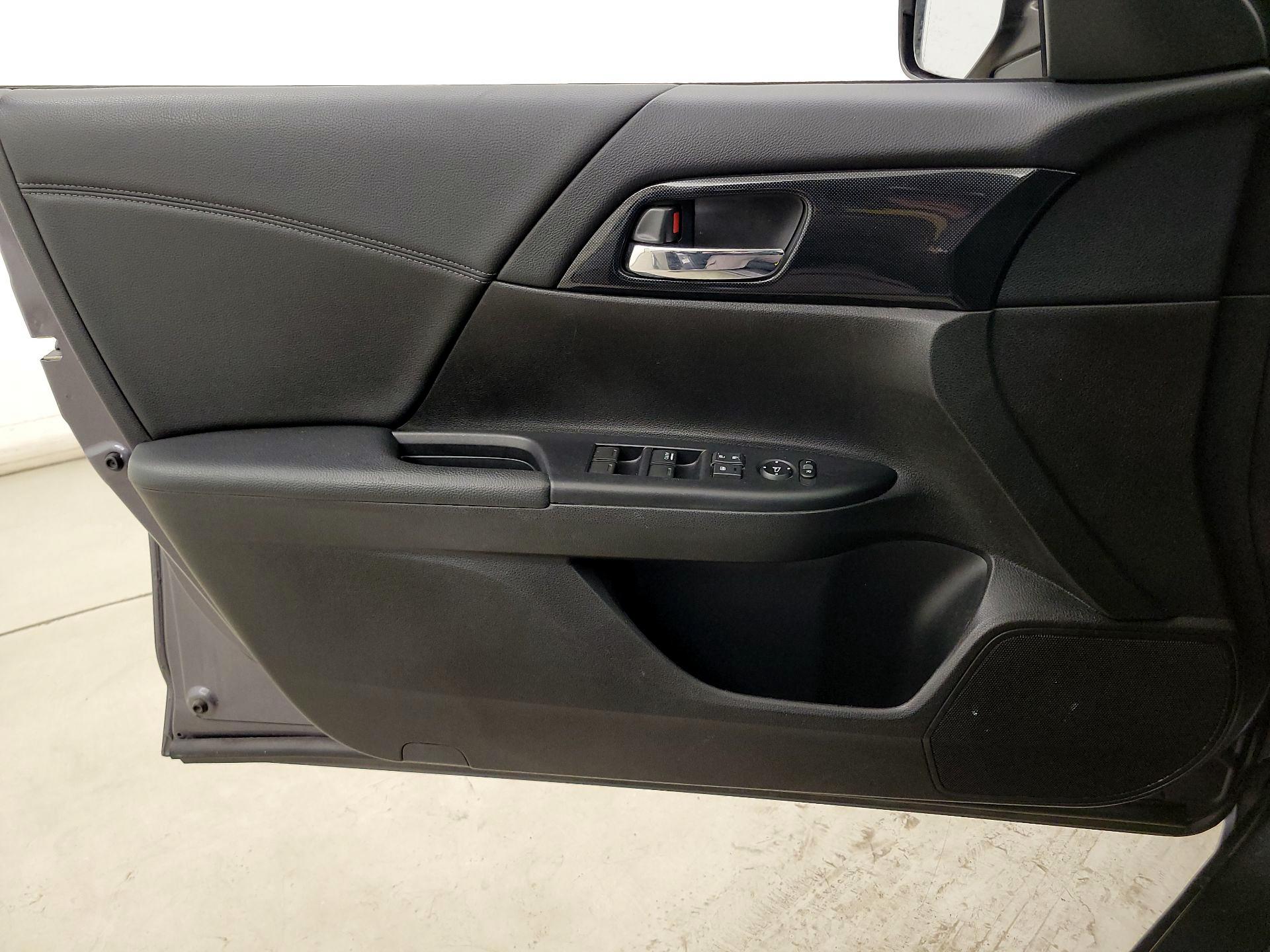 Thumbnail: 2014 Honda Accord - 12