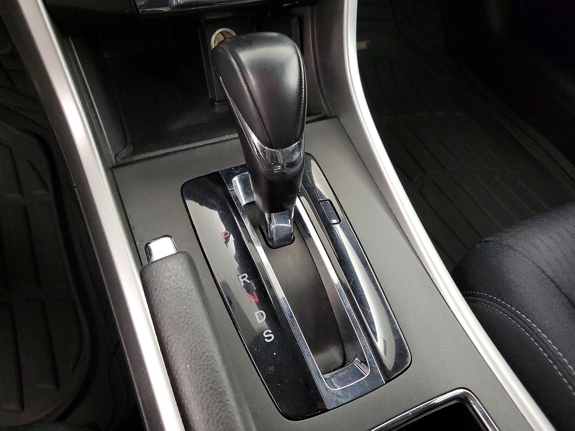 Thumbnail: 2014 Honda Accord - 17