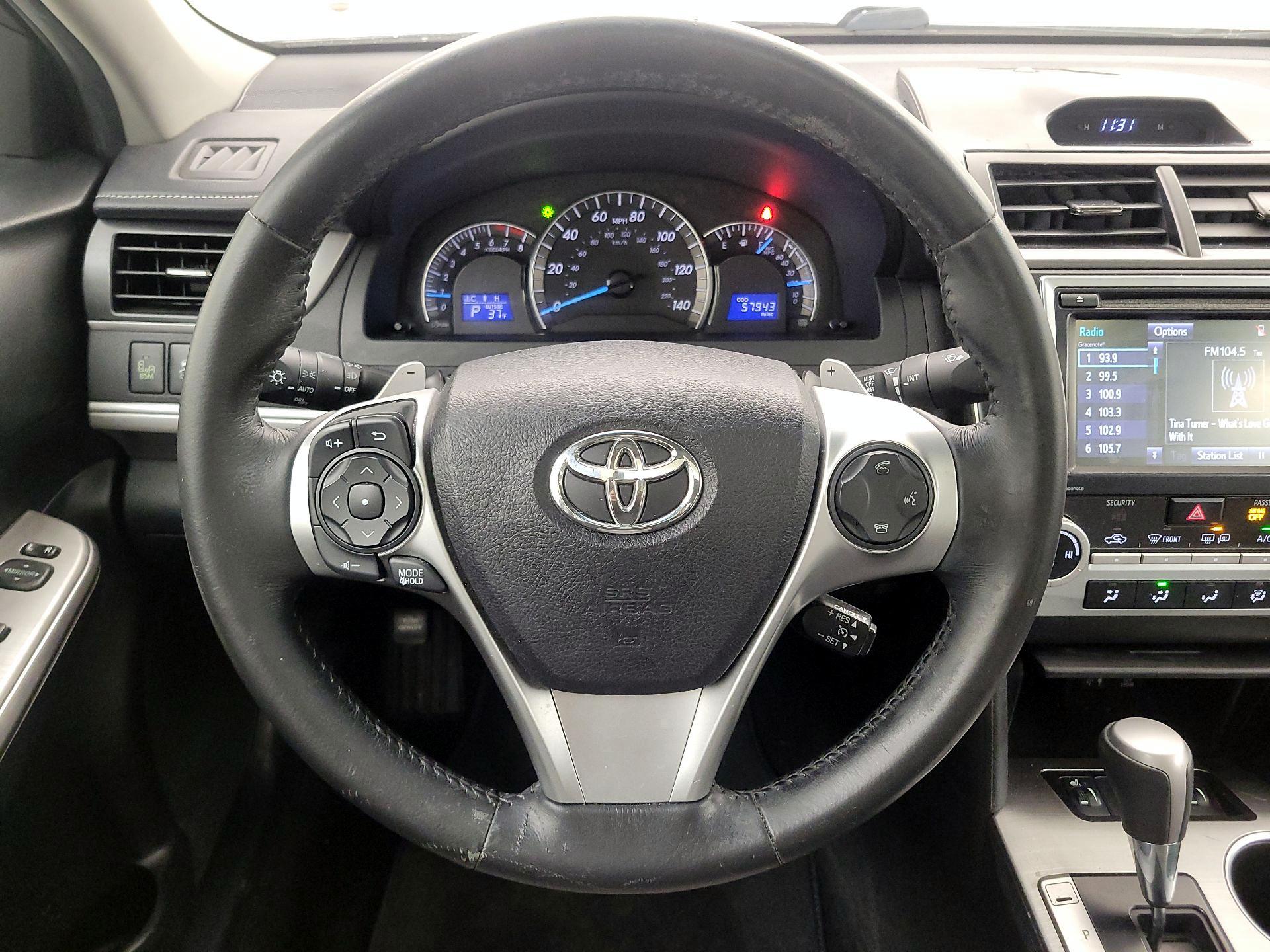 Thumbnail: 2014 Toyota Camry - 10