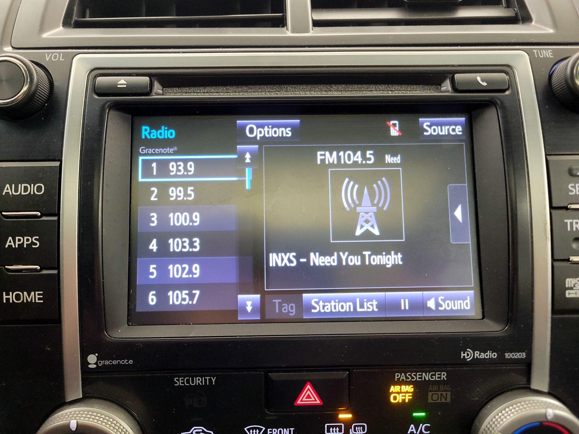 Thumbnail: 2014 Toyota Camry - 15