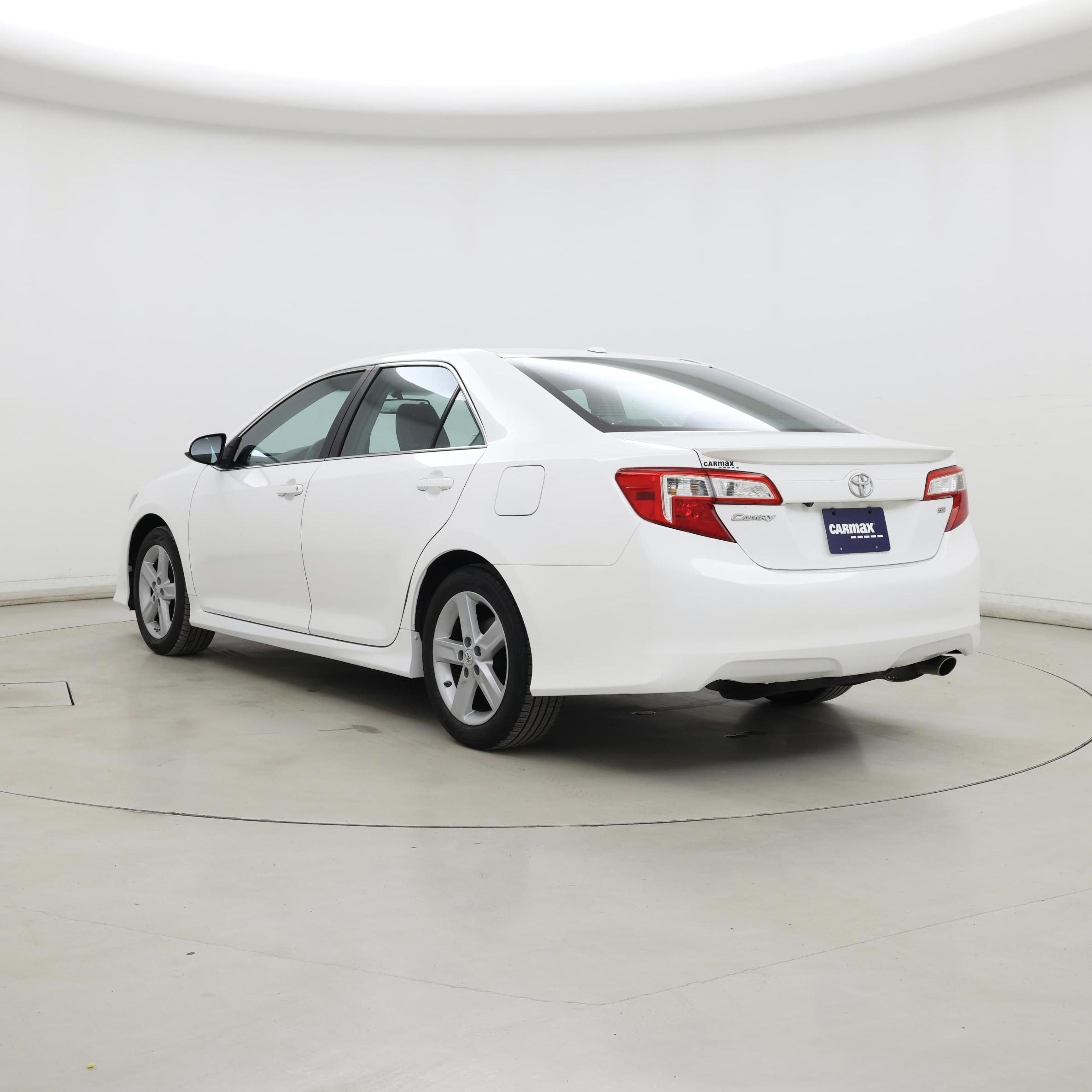 Thumbnail: 2014 Toyota Camry - 2