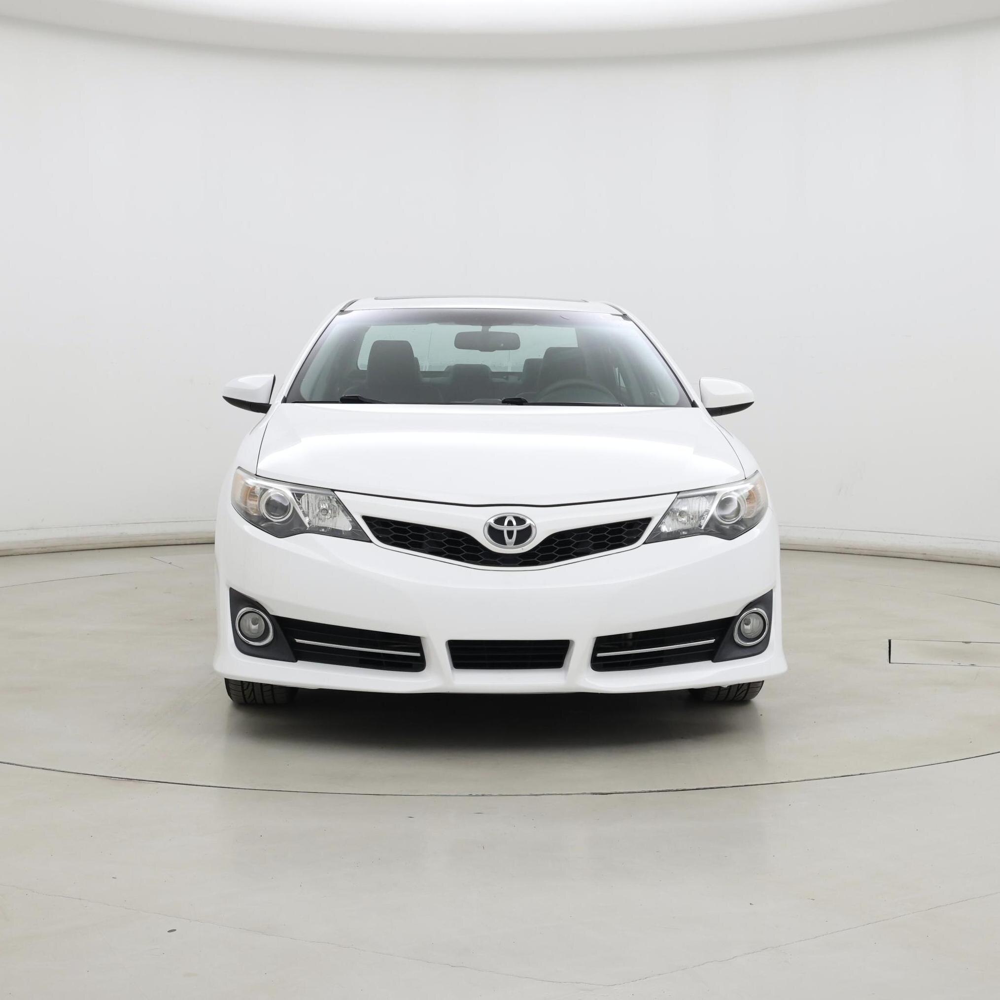 Thumbnail: 2014 Toyota Camry - 5