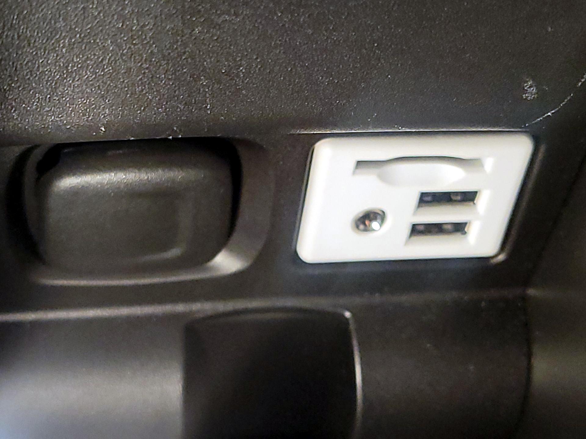 Thumbnail: 2015 Chevrolet Impala - 18