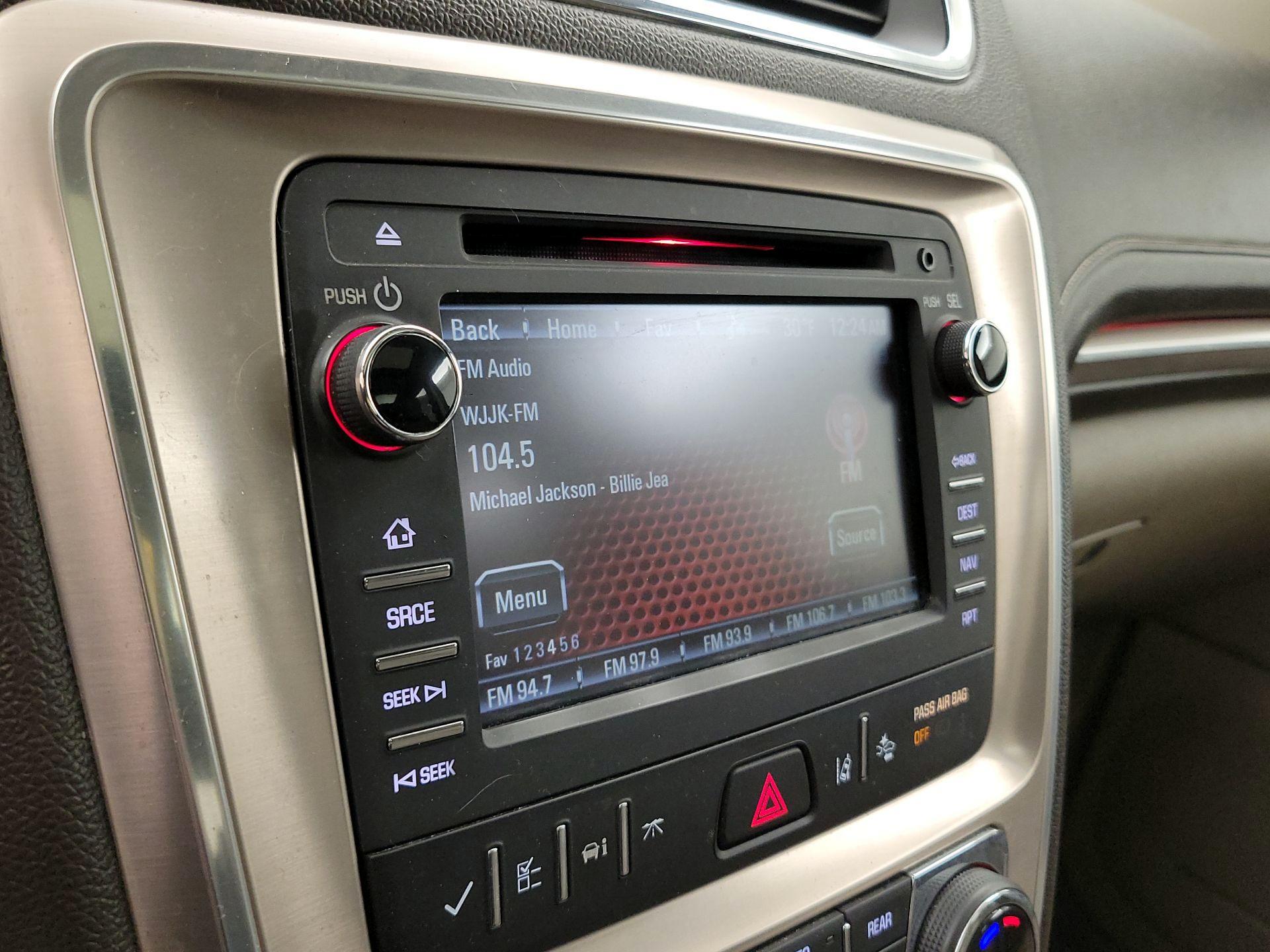 Thumbnail: 2015 GMC Acadia - 16