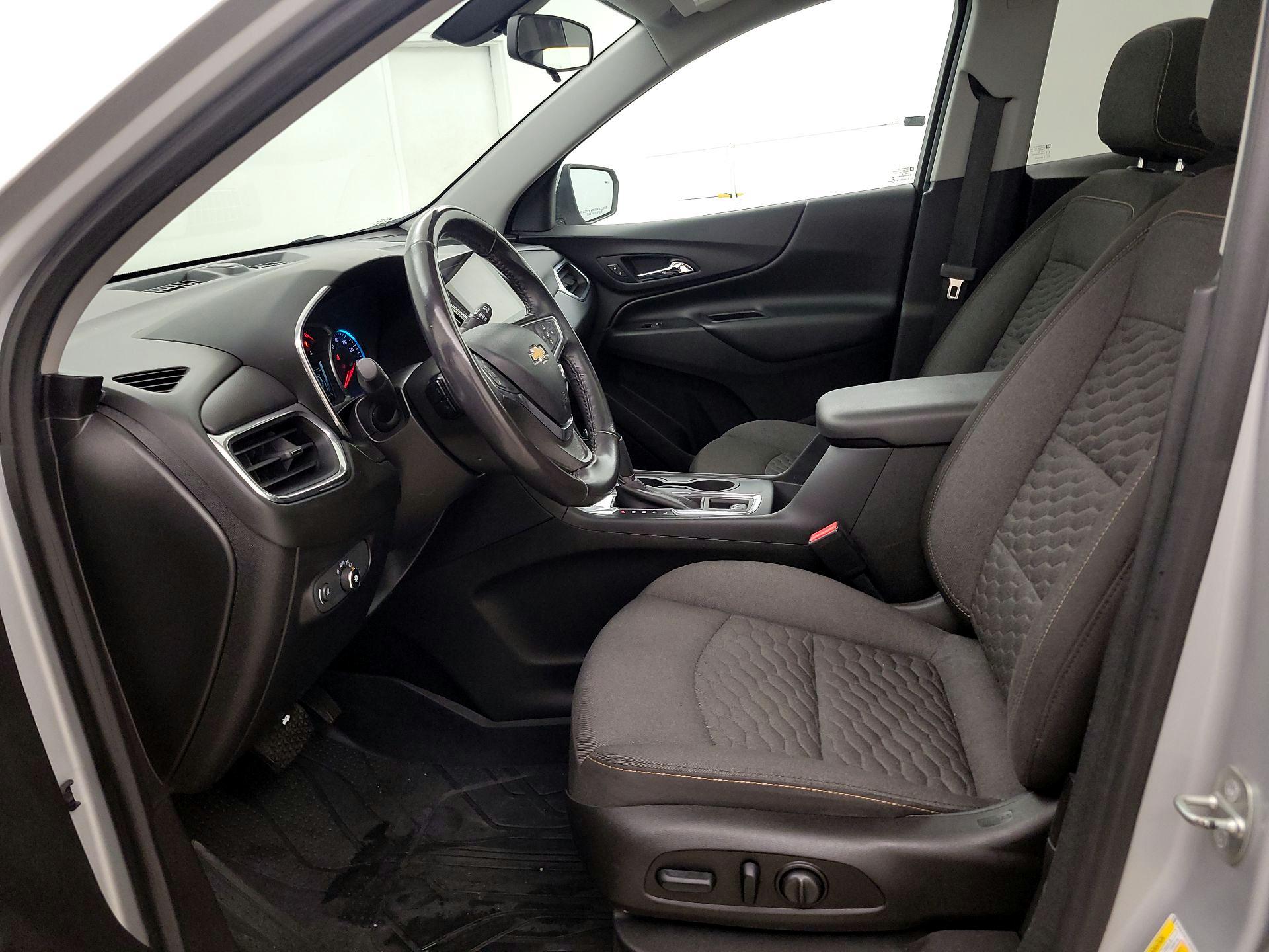 Thumbnail: 2018 Chevrolet Equinox - 11