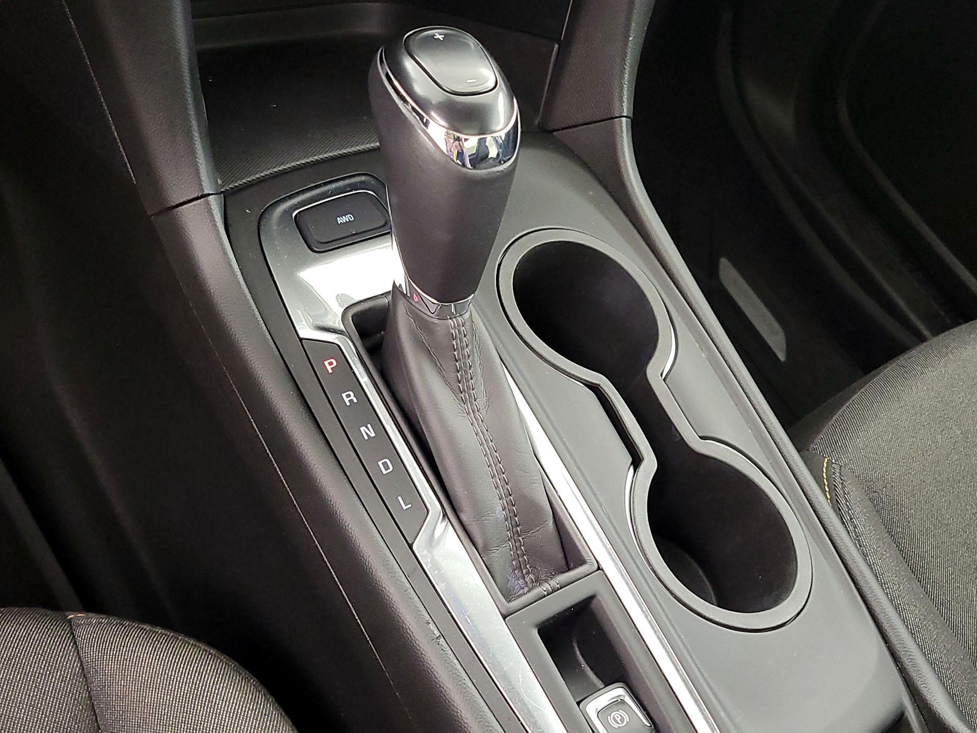 Thumbnail: 2018 Chevrolet Equinox - 17