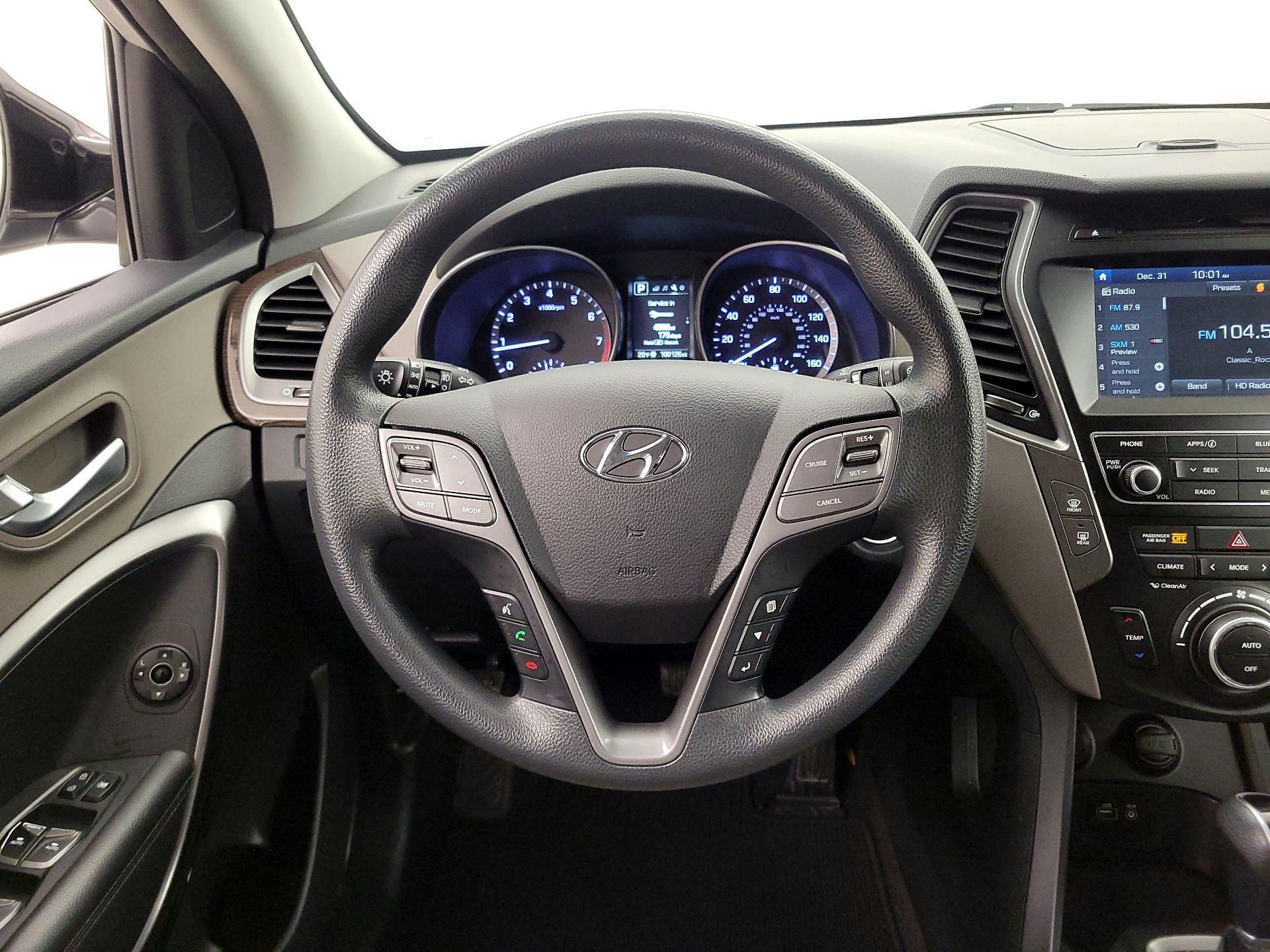 Thumbnail: 2018 Hyundai Santa Fe - 10