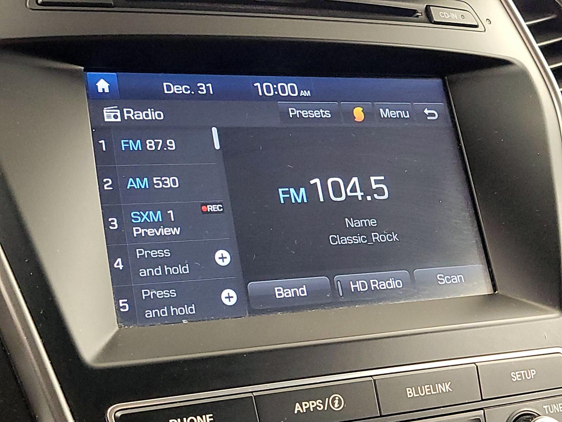 Thumbnail: 2018 Hyundai Santa Fe - 15