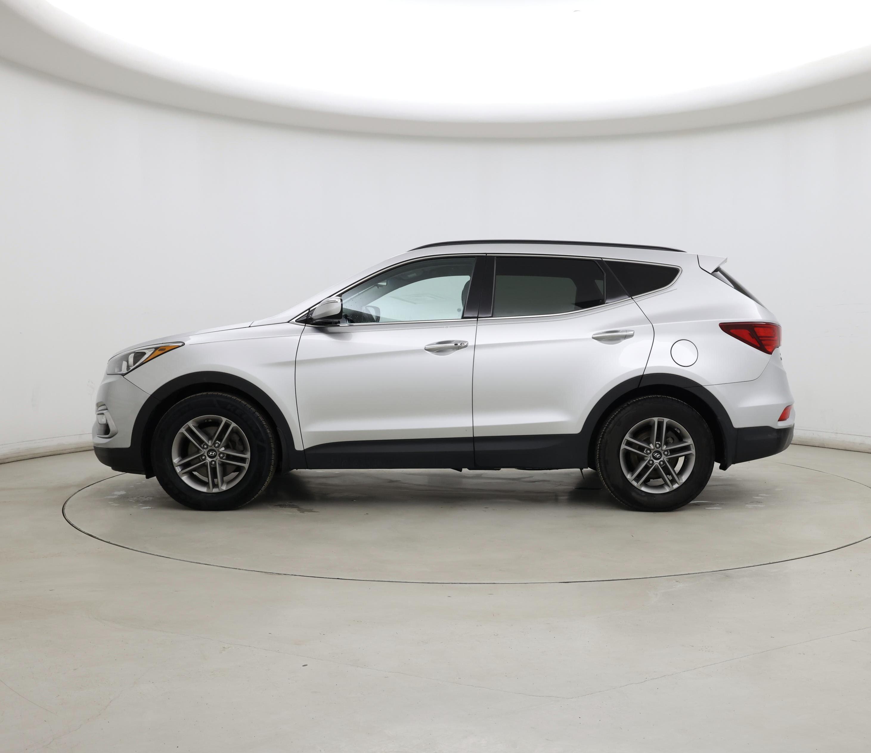 Thumbnail: 2018 Hyundai Santa Fe - 3