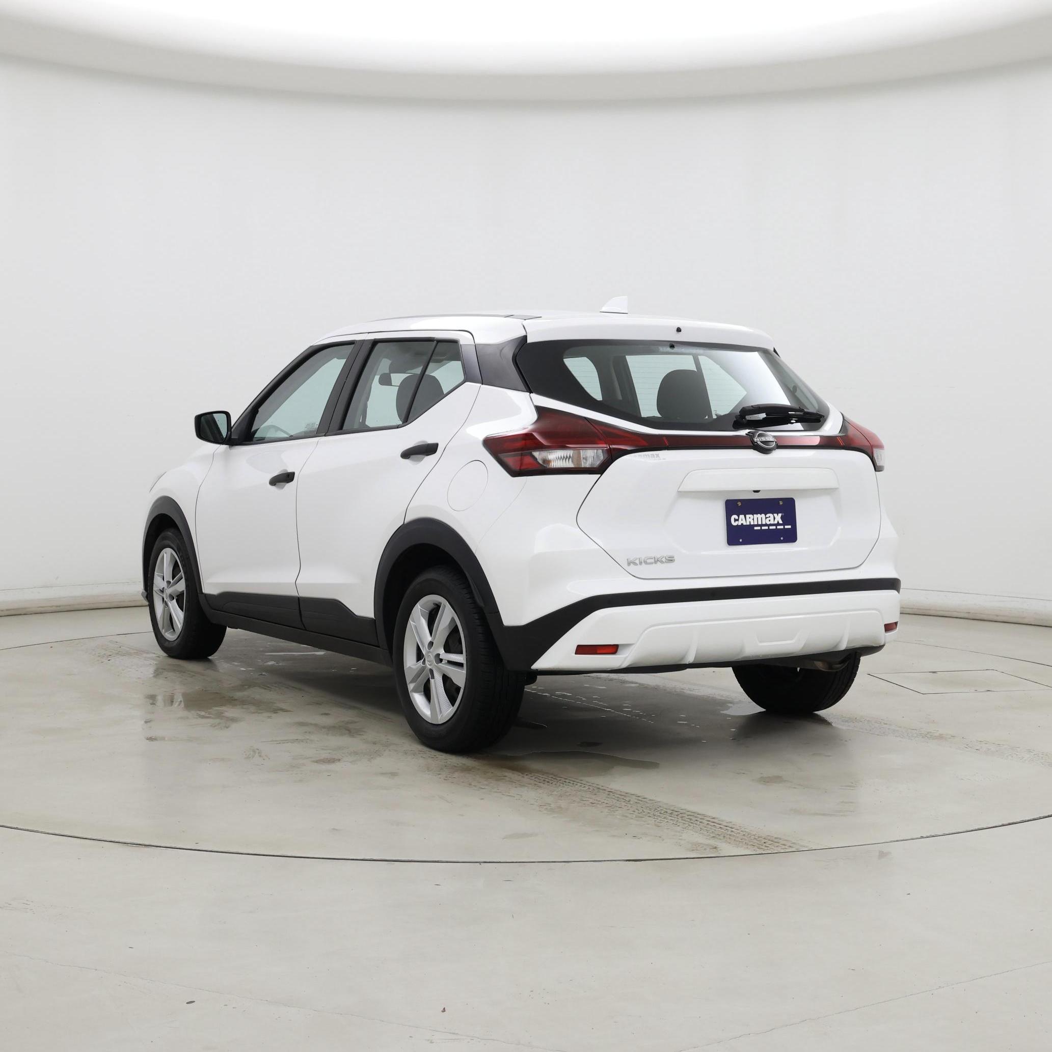 Thumbnail: 2022 Nissan Kicks - 2